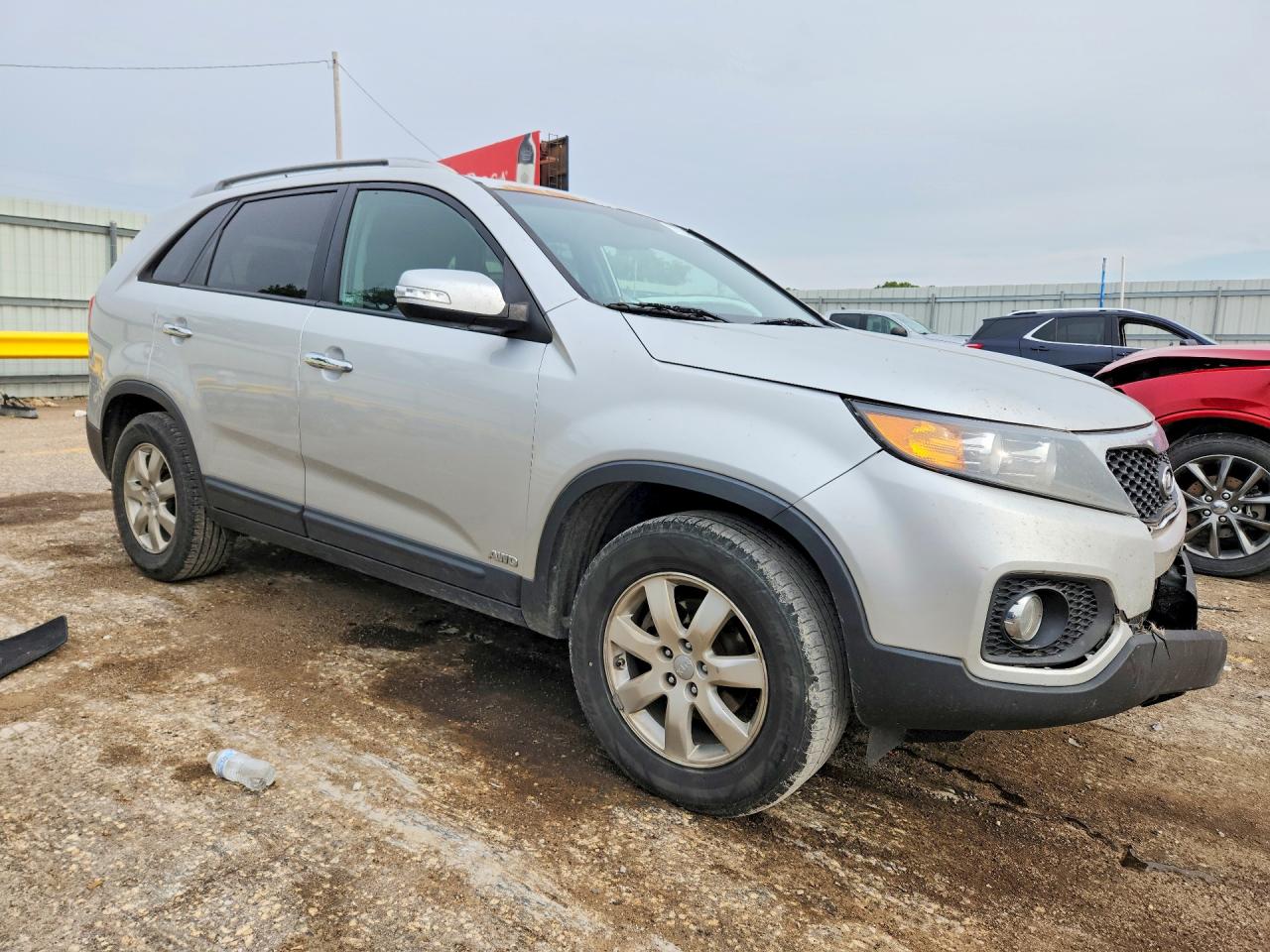 2013 Kia Sorento Lx Серебряный vin: 5XYKTCA64DG401636
