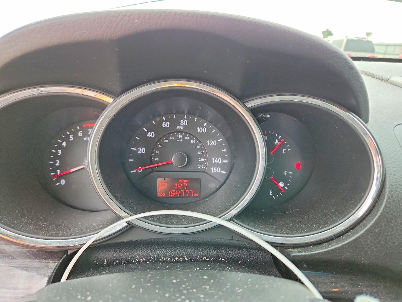 2013 Kia Sorento Lx Серебряный vin: 5XYKTCA64DG401636