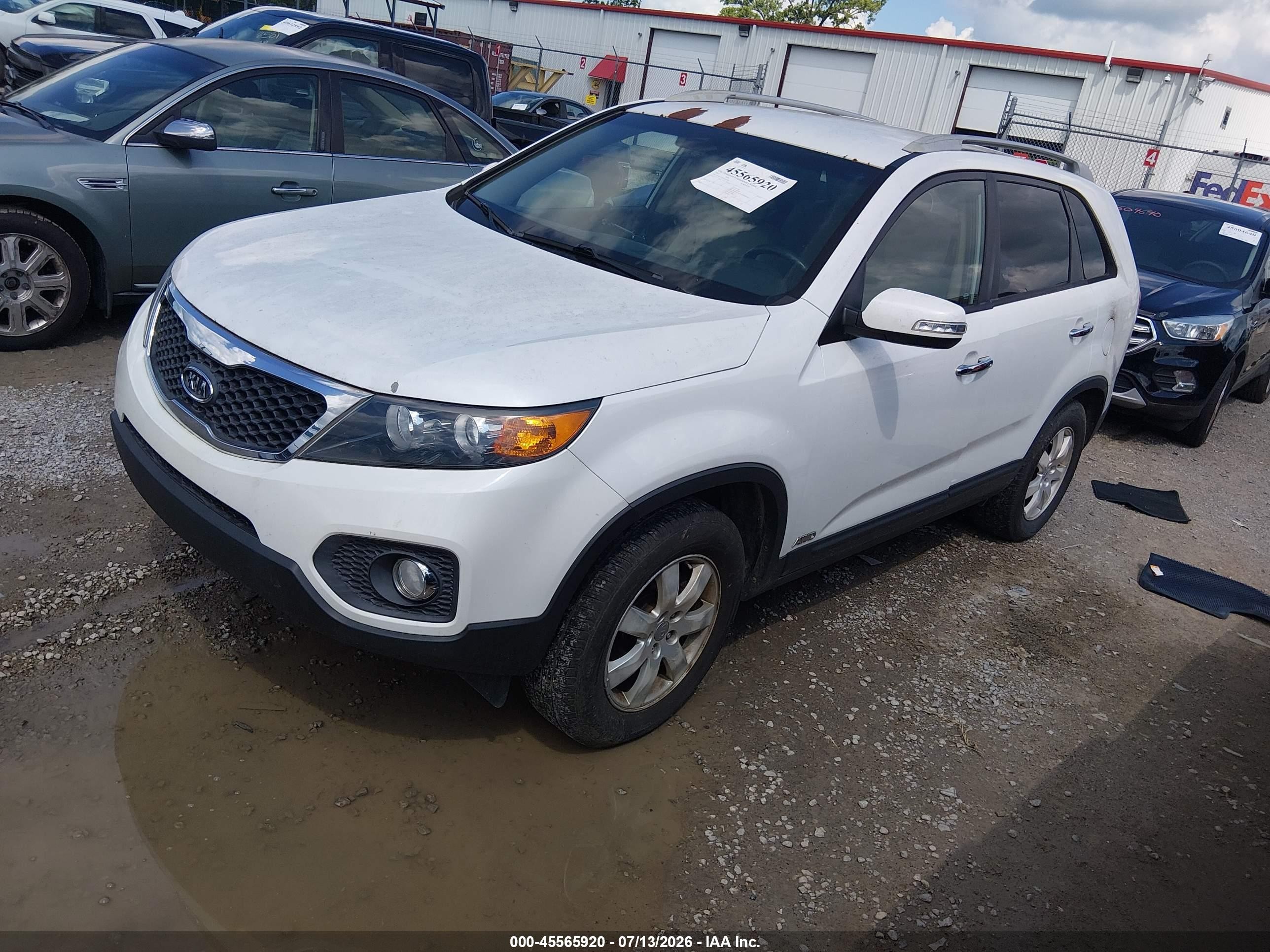 2012 Kia Sorento Lx White vin: 5XYKTCA65CG272997