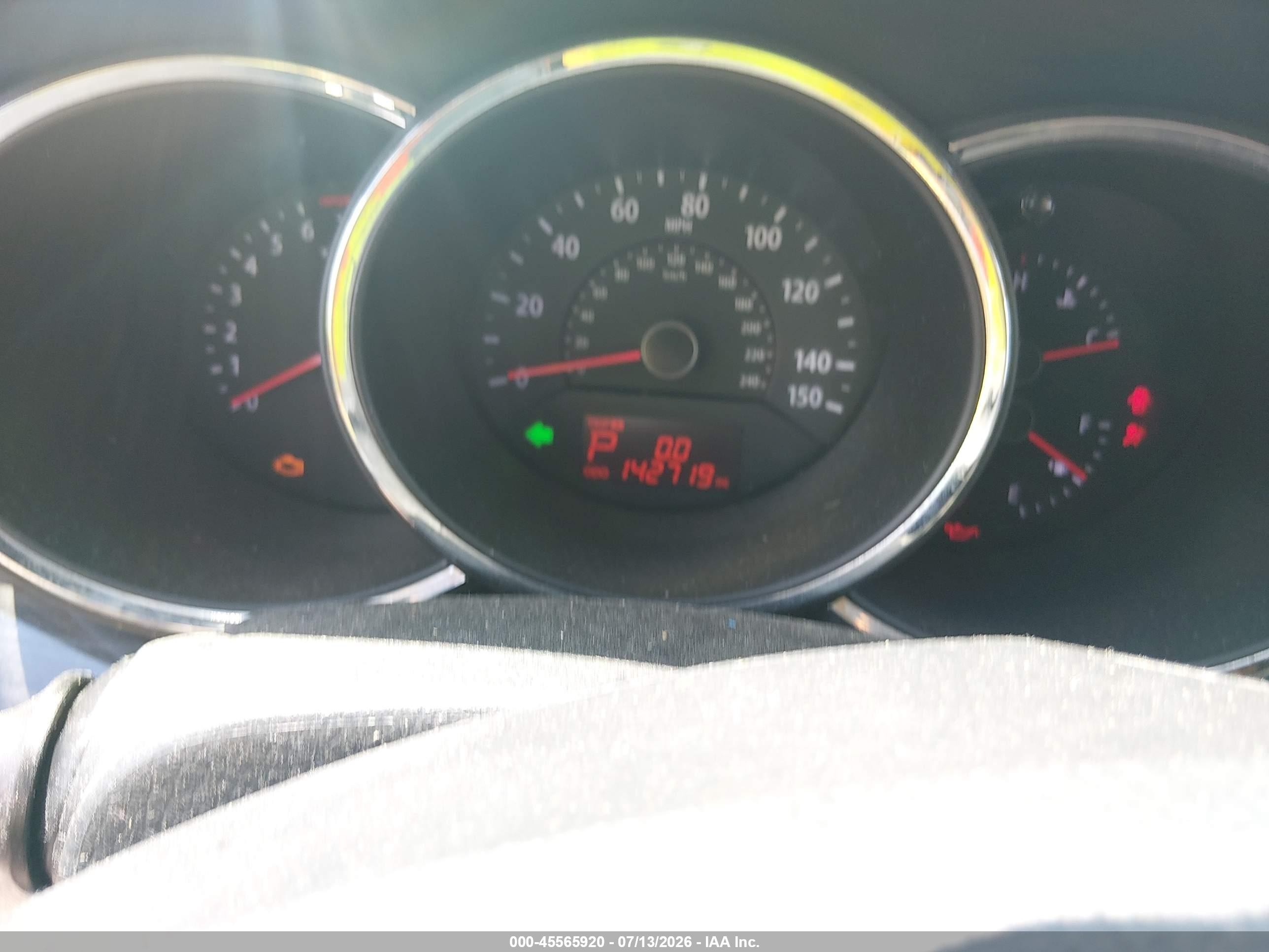 2012 Kia Sorento Lx White vin: 5XYKTCA65CG272997