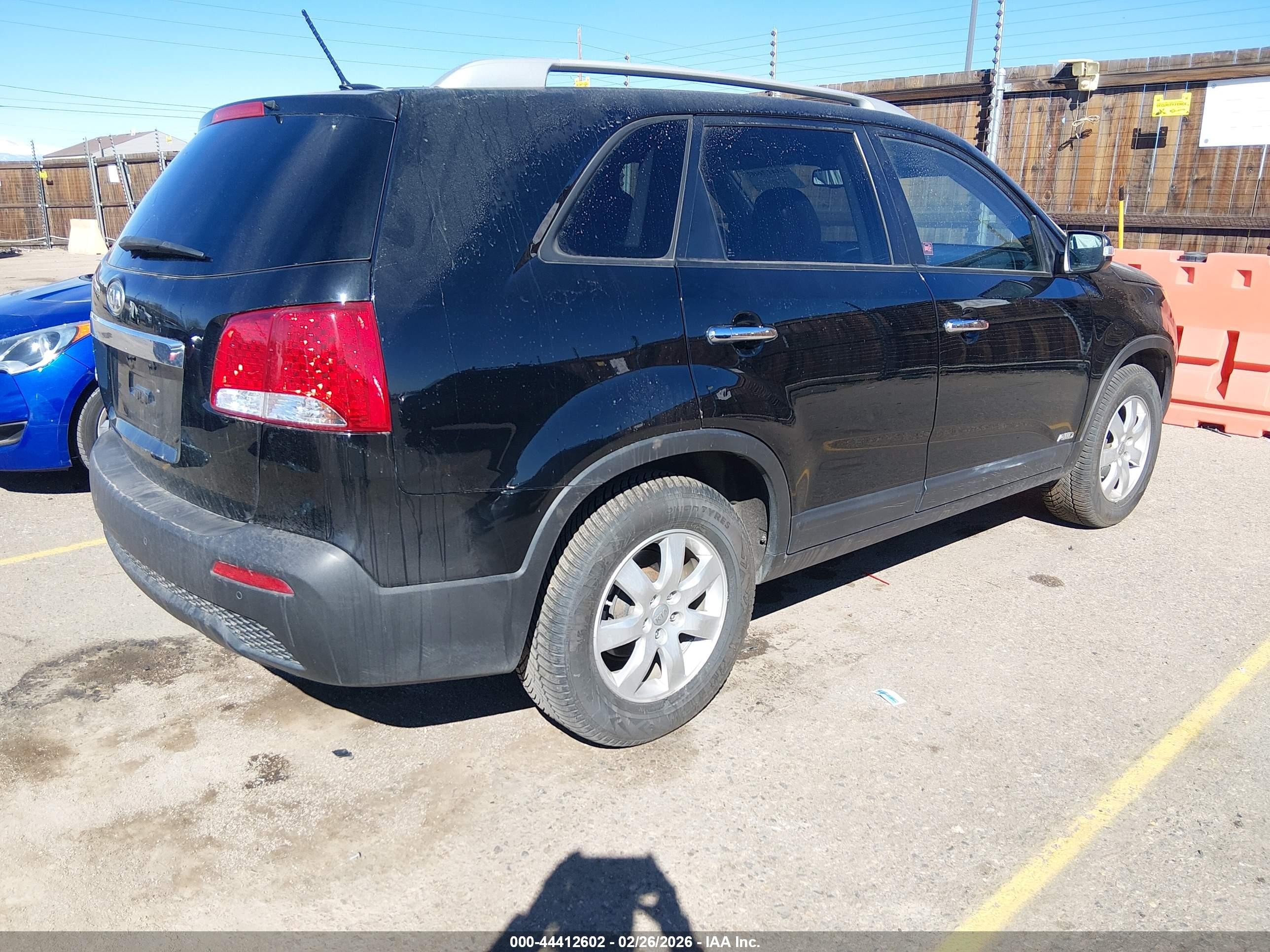 2013 Kia Sorento Lx Black vin: 5XYKTCA65DG313422