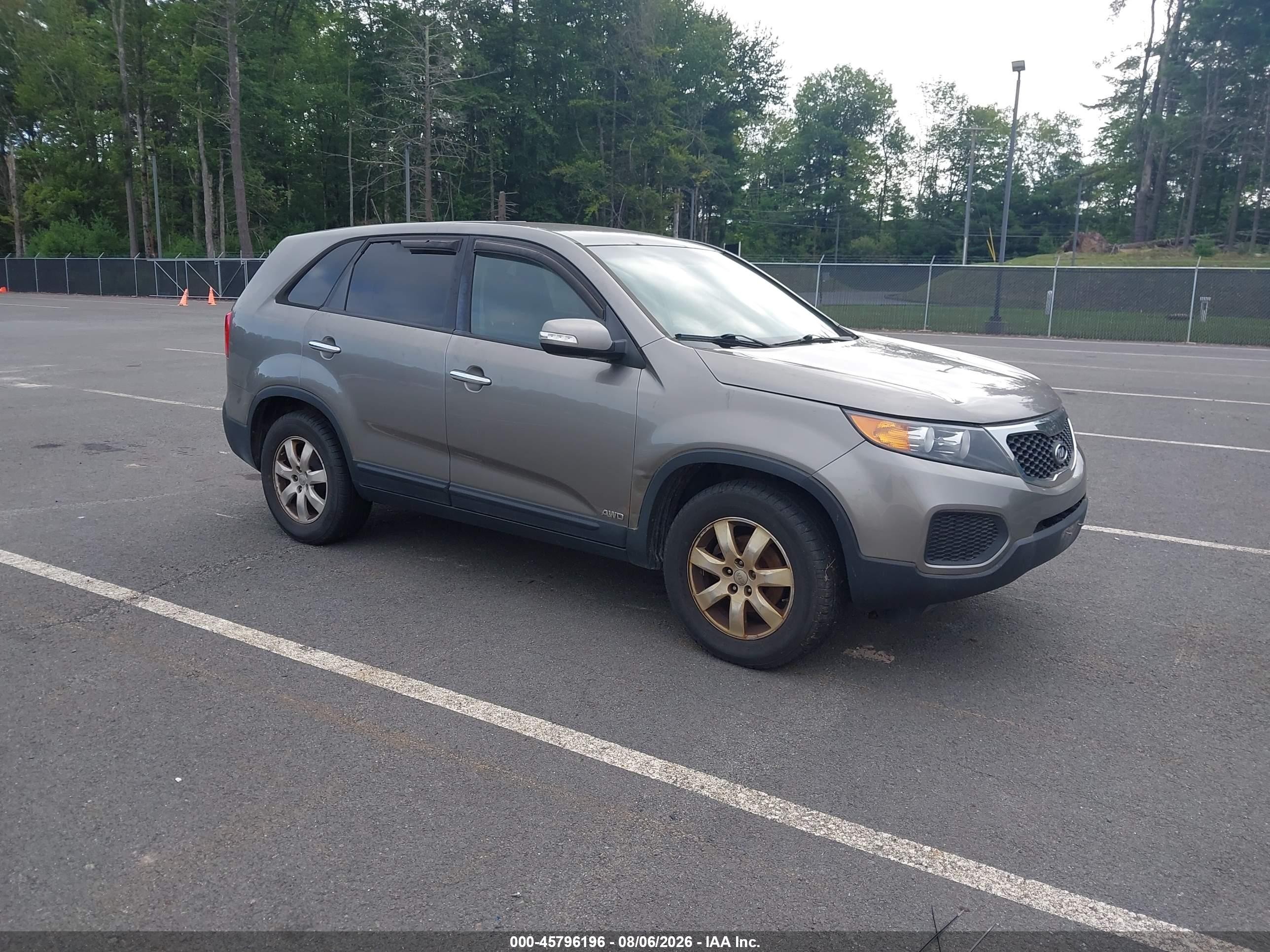 2013 Kia Sorento Lx Коричневый vin: 5XYKTCA65DG341852