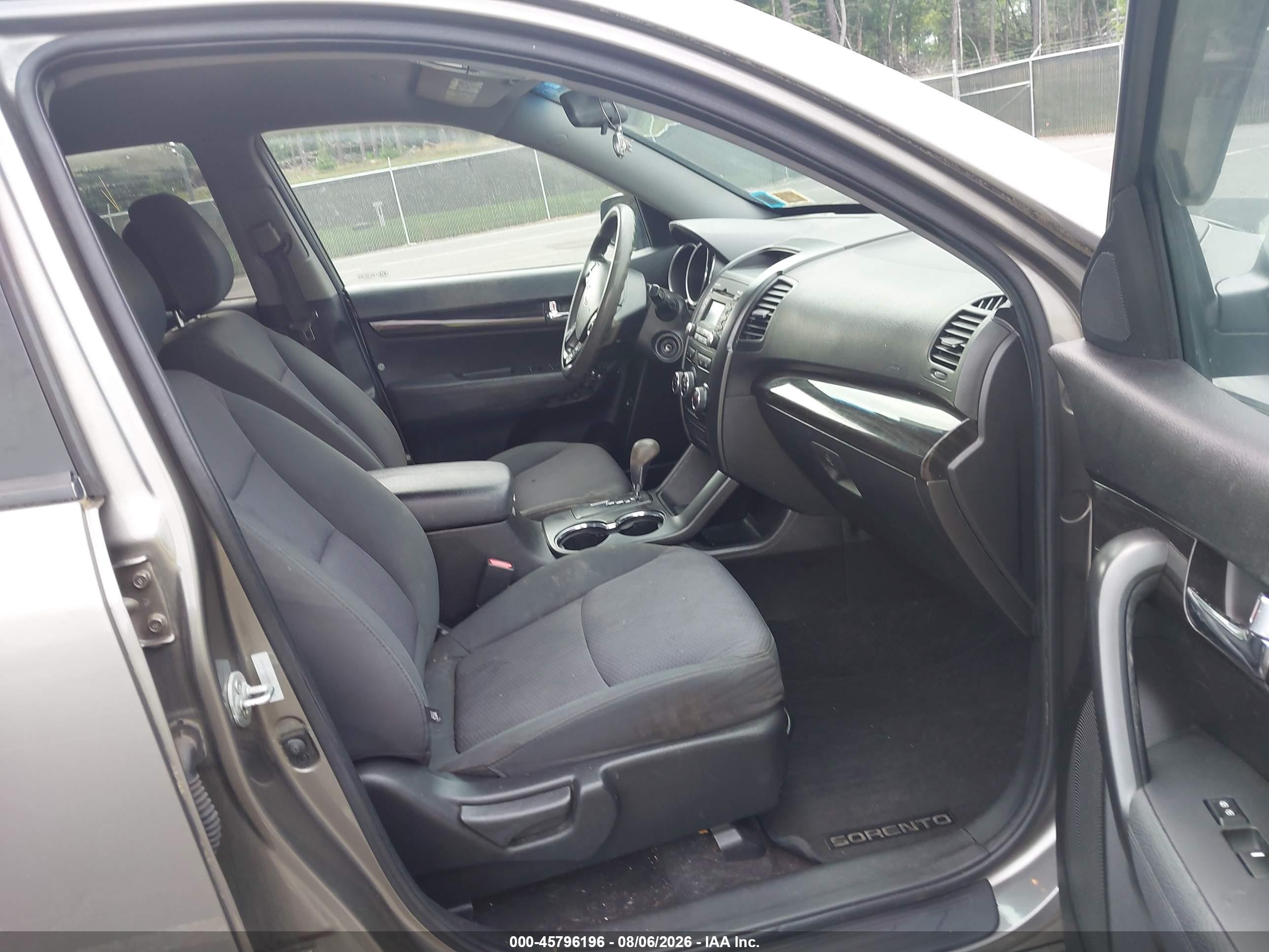 2013 Kia Sorento Lx Коричневый vin: 5XYKTCA65DG341852