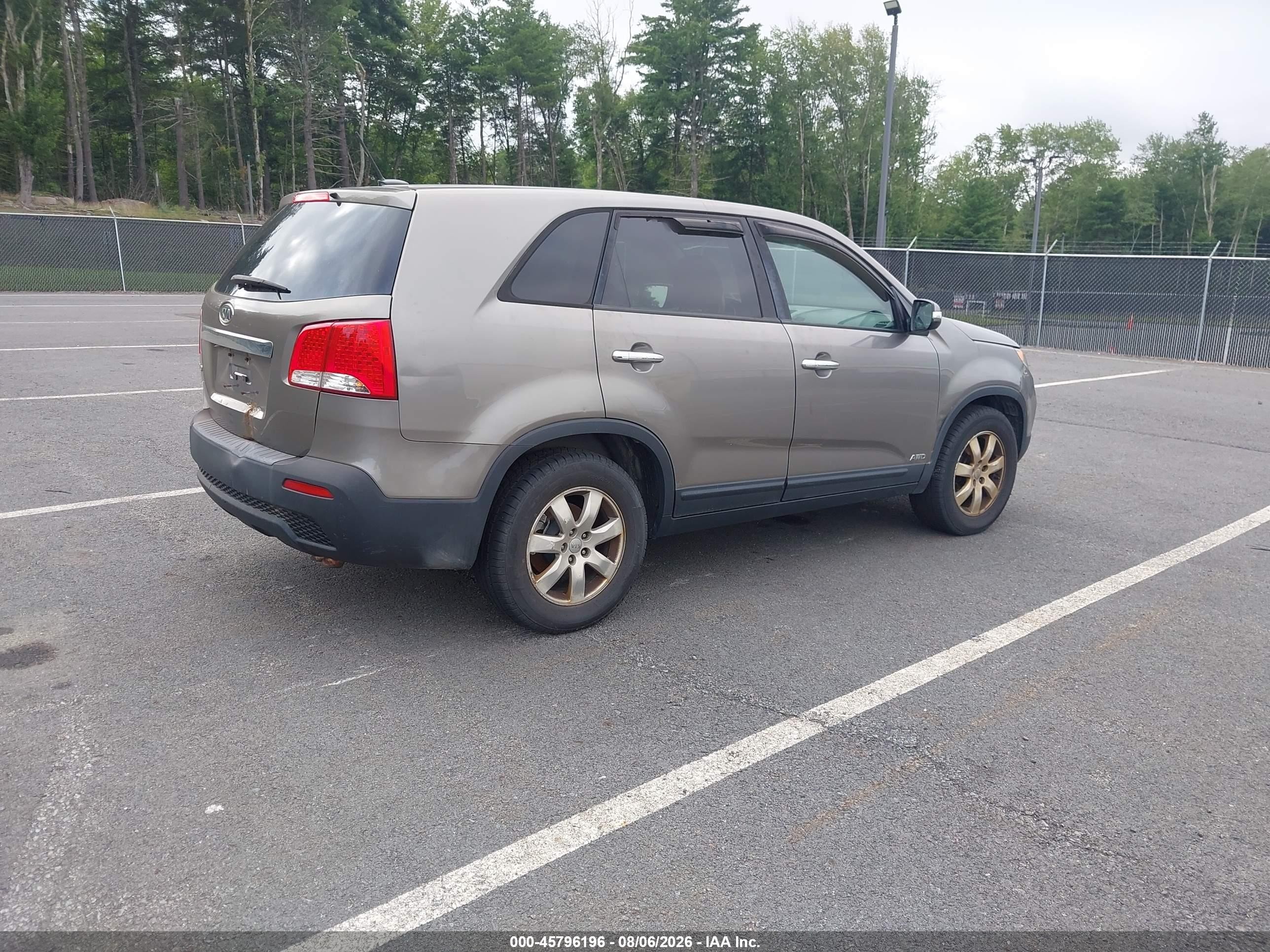 2013 Kia Sorento Lx Коричневый vin: 5XYKTCA65DG341852