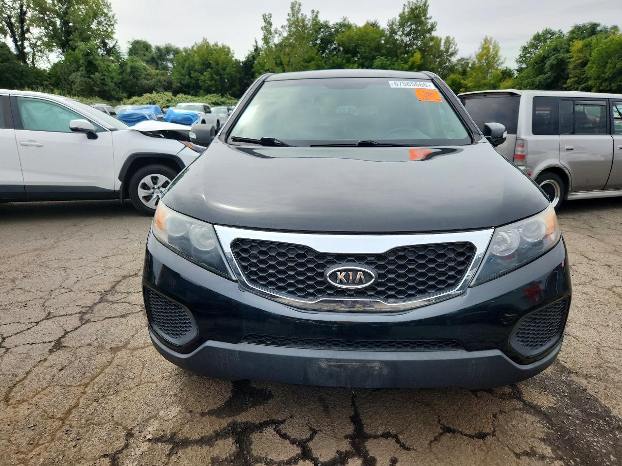 2013 Kia Sorento Lx Black vin: 5XYKTCA65DG392543
