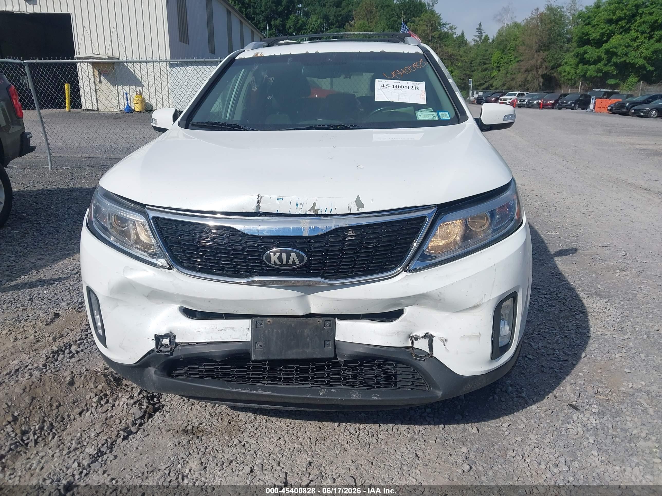 2014 Kia Sorento Lx White vin: 5XYKTCA65EG455240