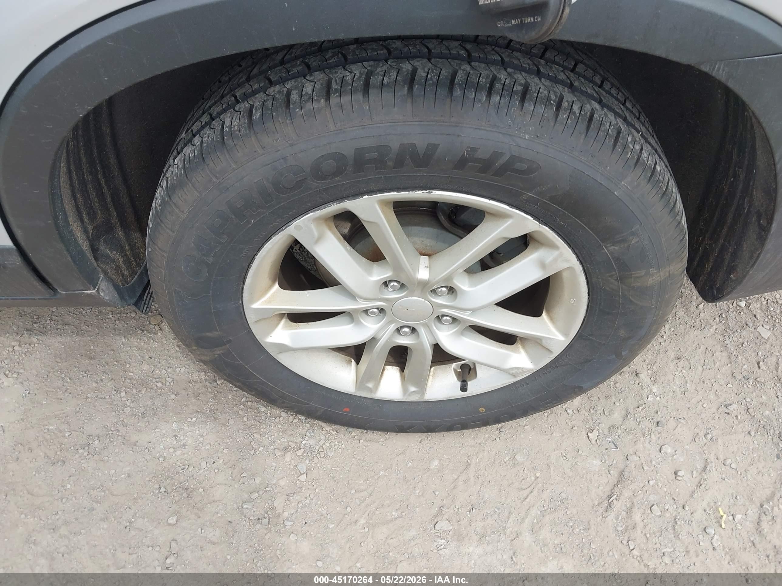 2014 Kia Sorento Lx Silver vin: 5XYKTCA65EG541826