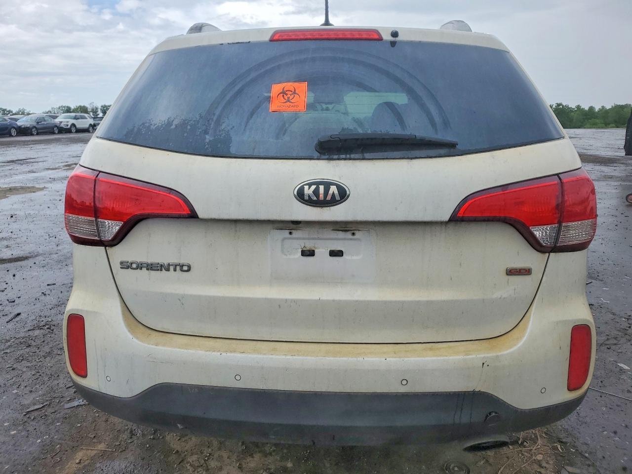 2015 Kia Sorento Lx White vin: 5XYKTCA65FG607809