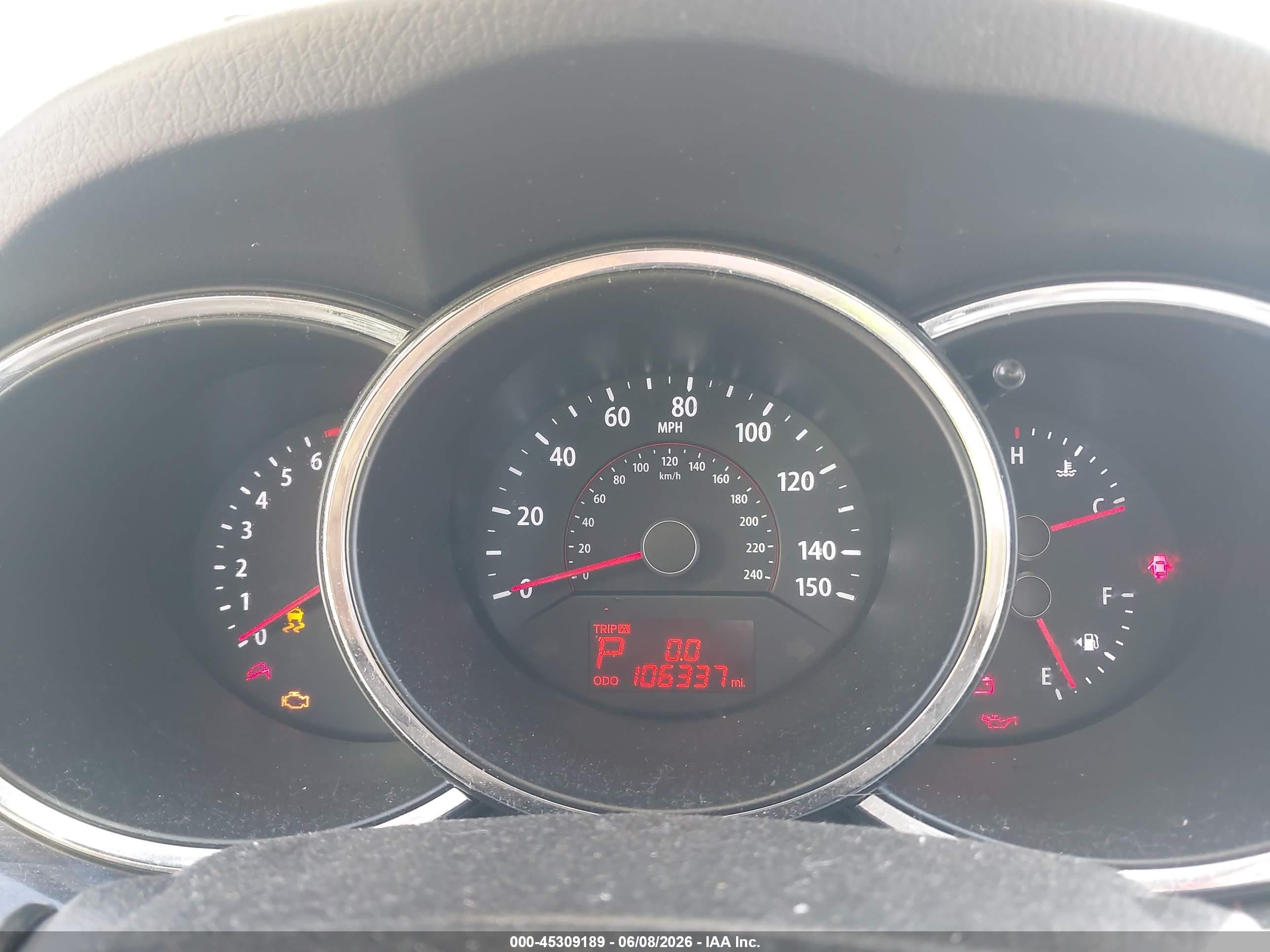 2013 Kia Sorento Lx Silver vin: 5XYKTCA66DG393166