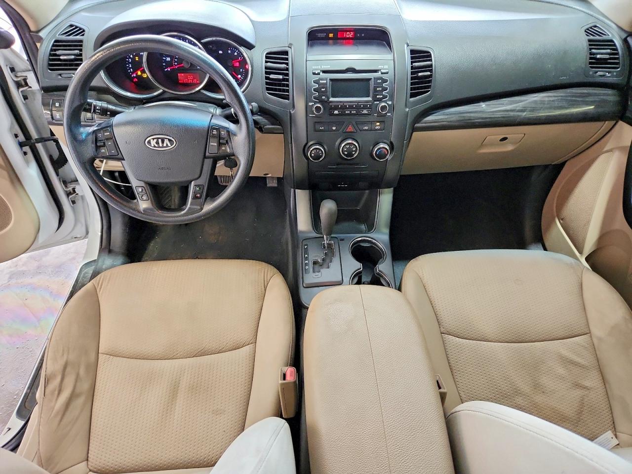 2012 Kia Sorento Lx Белый vin: 5XYKTCA67CG221369