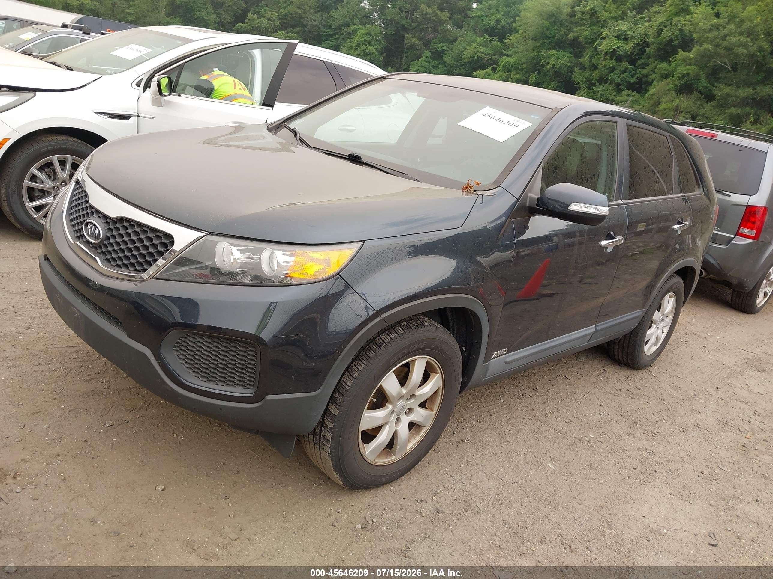 2013 Kia Sorento Lx Gray vin: 5XYKTCA67DG324907
