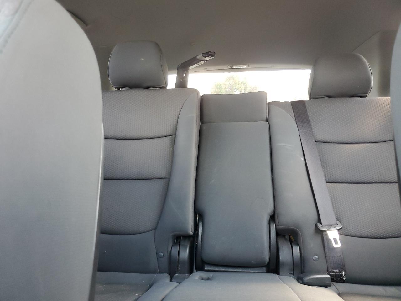 2013 Kia Sorento Lx Серебряный vin: 5XYKTCA67DG420410