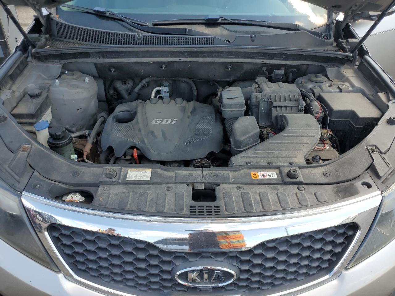 2013 Kia Sorento Lx Серебряный vin: 5XYKTCA67DG420410