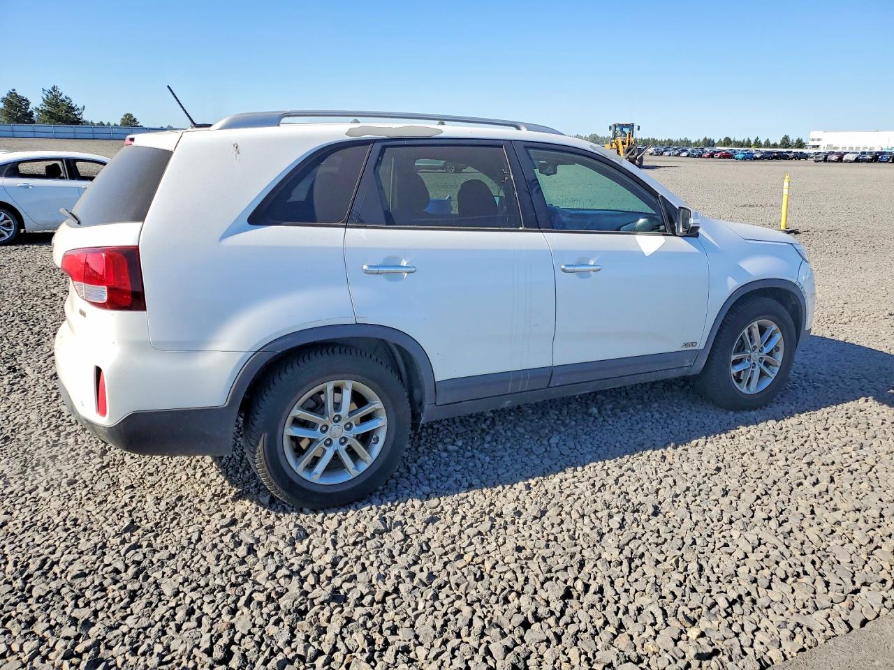 2014 Kia Sorento Lx White vin: 5XYKTCA67EG465218