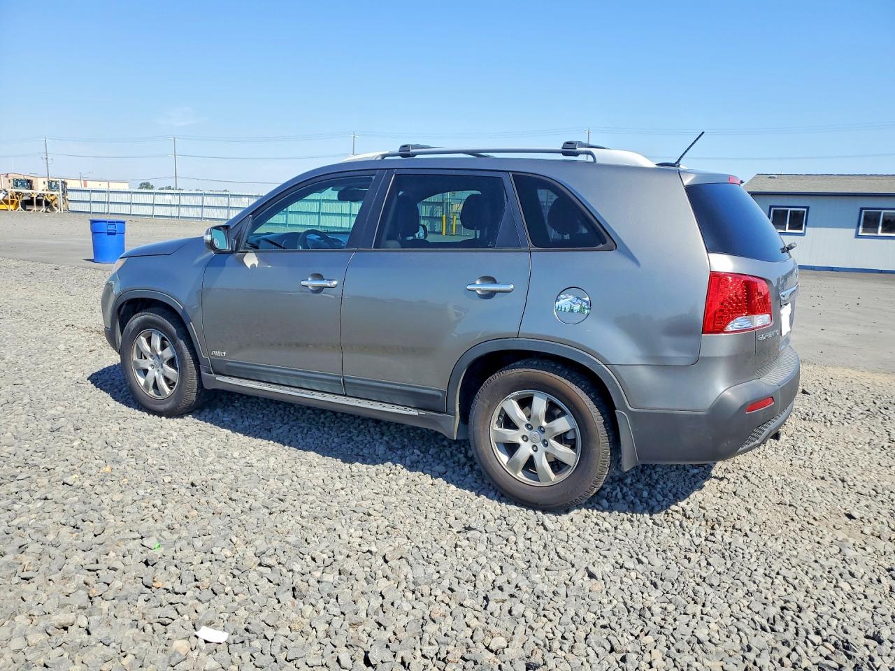2013 Kia Sorento Lx Silver vin: 5XYKTCA68DG343837