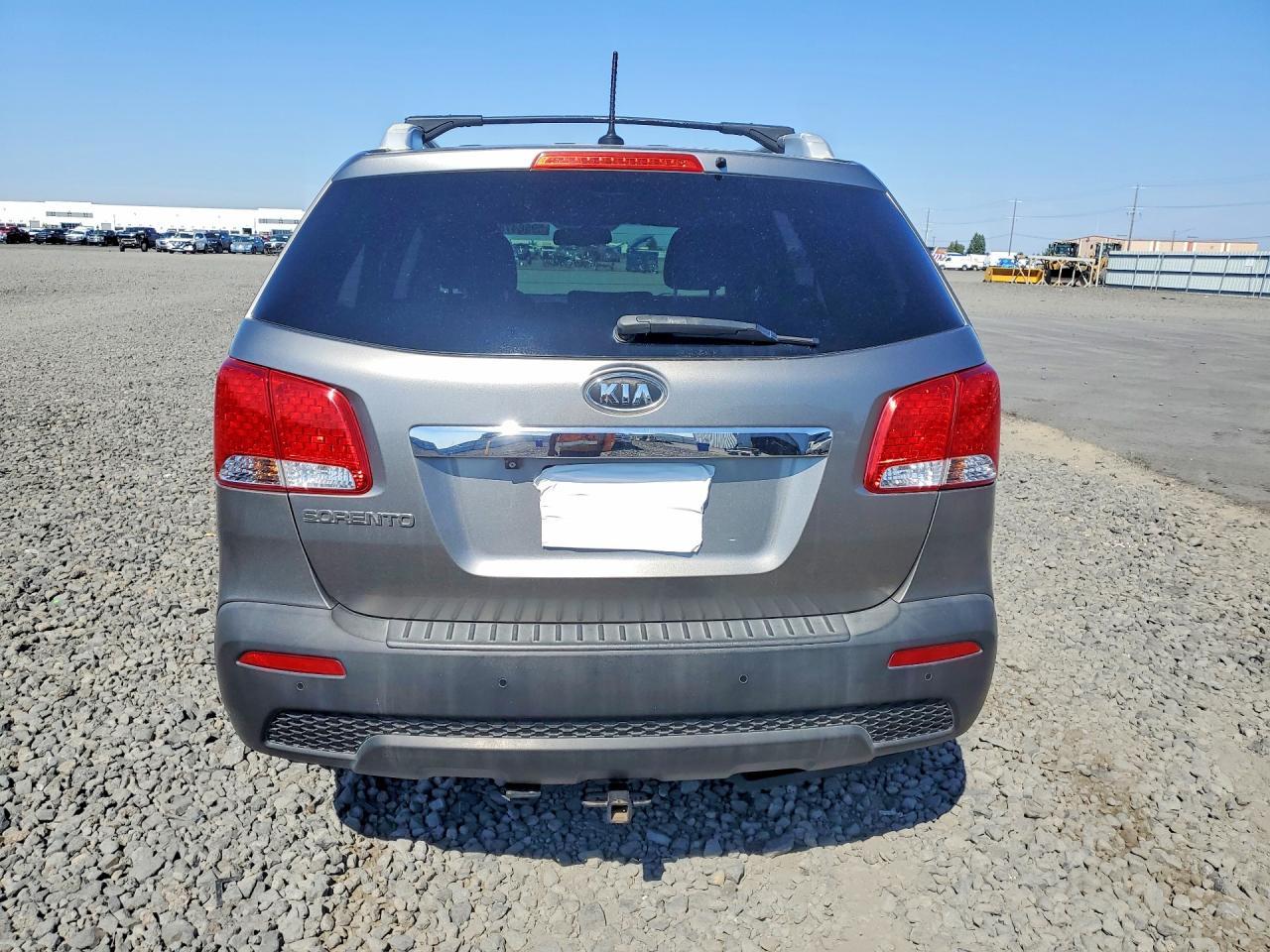 2013 Kia Sorento Lx Silver vin: 5XYKTCA68DG343837