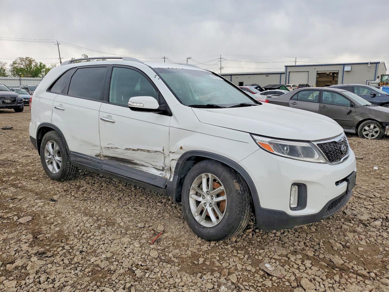 2014 Kia Sorento Lx White vin: 5XYKTCA68EG442417