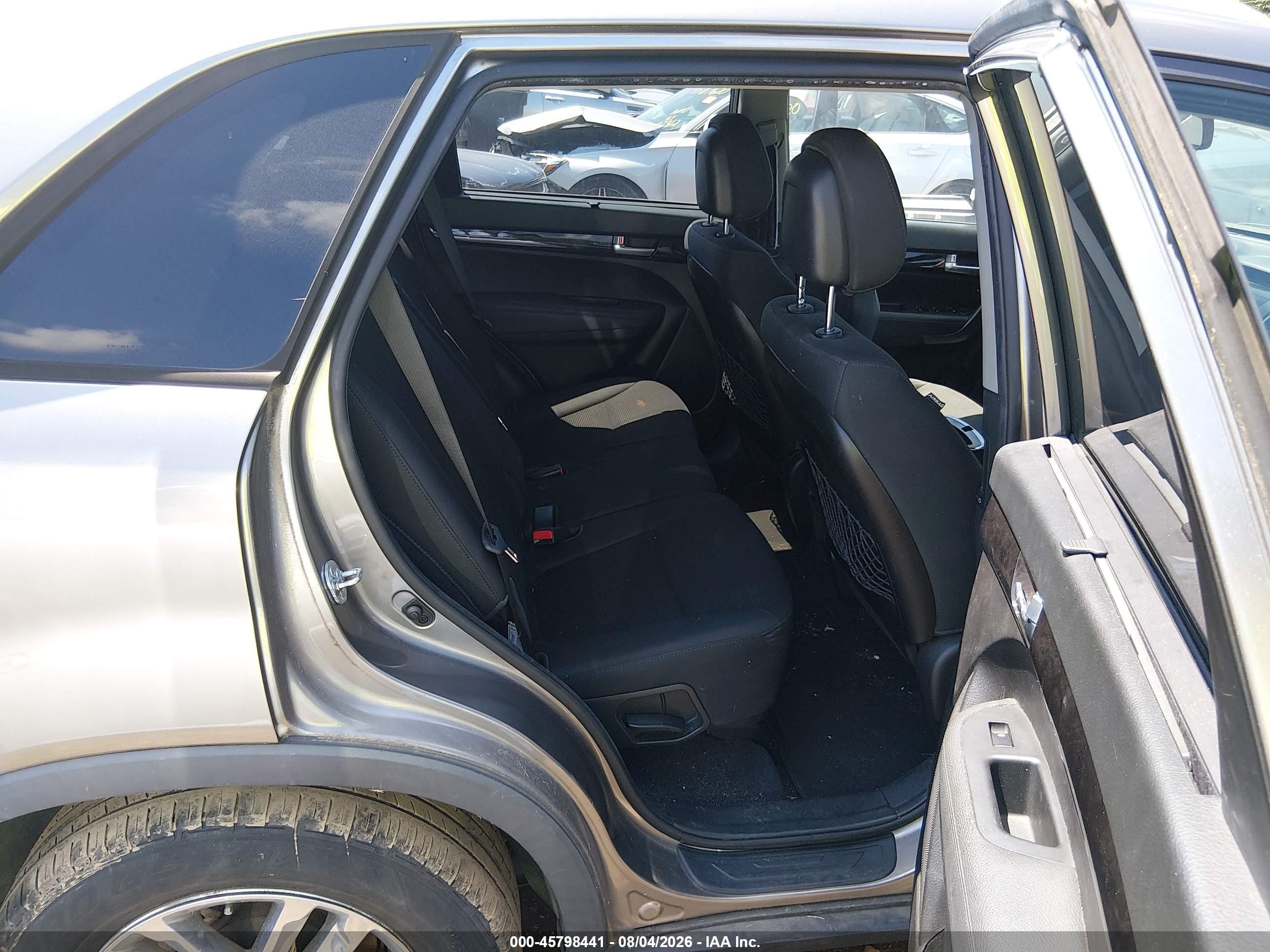 2014 Kia Sorento Lx Gray vin: 5XYKTCA68EG447651