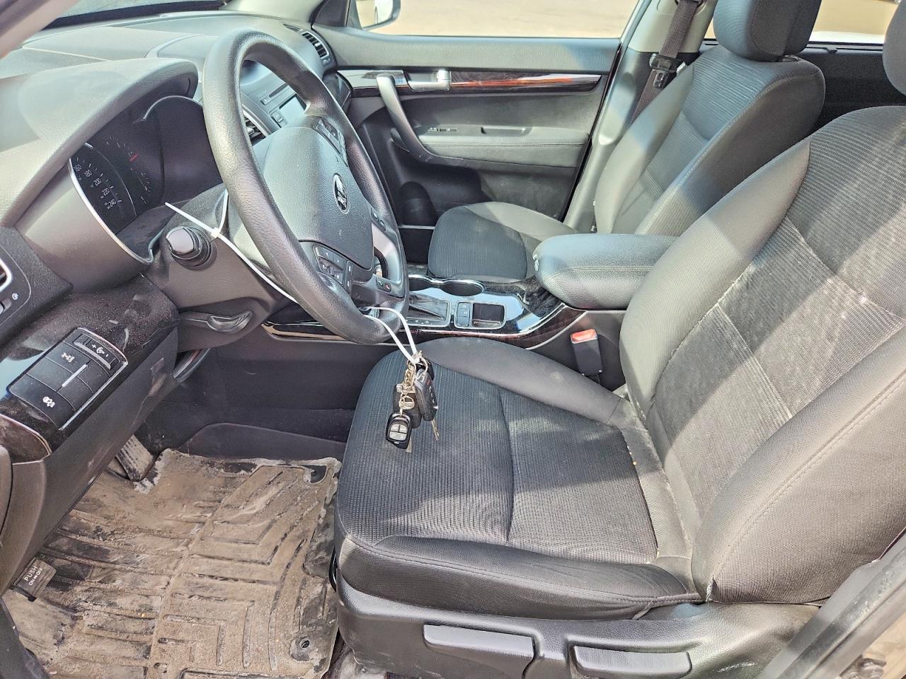 2014 Kia Sorento Lx Silver vin: 5XYKTCA68EG499491