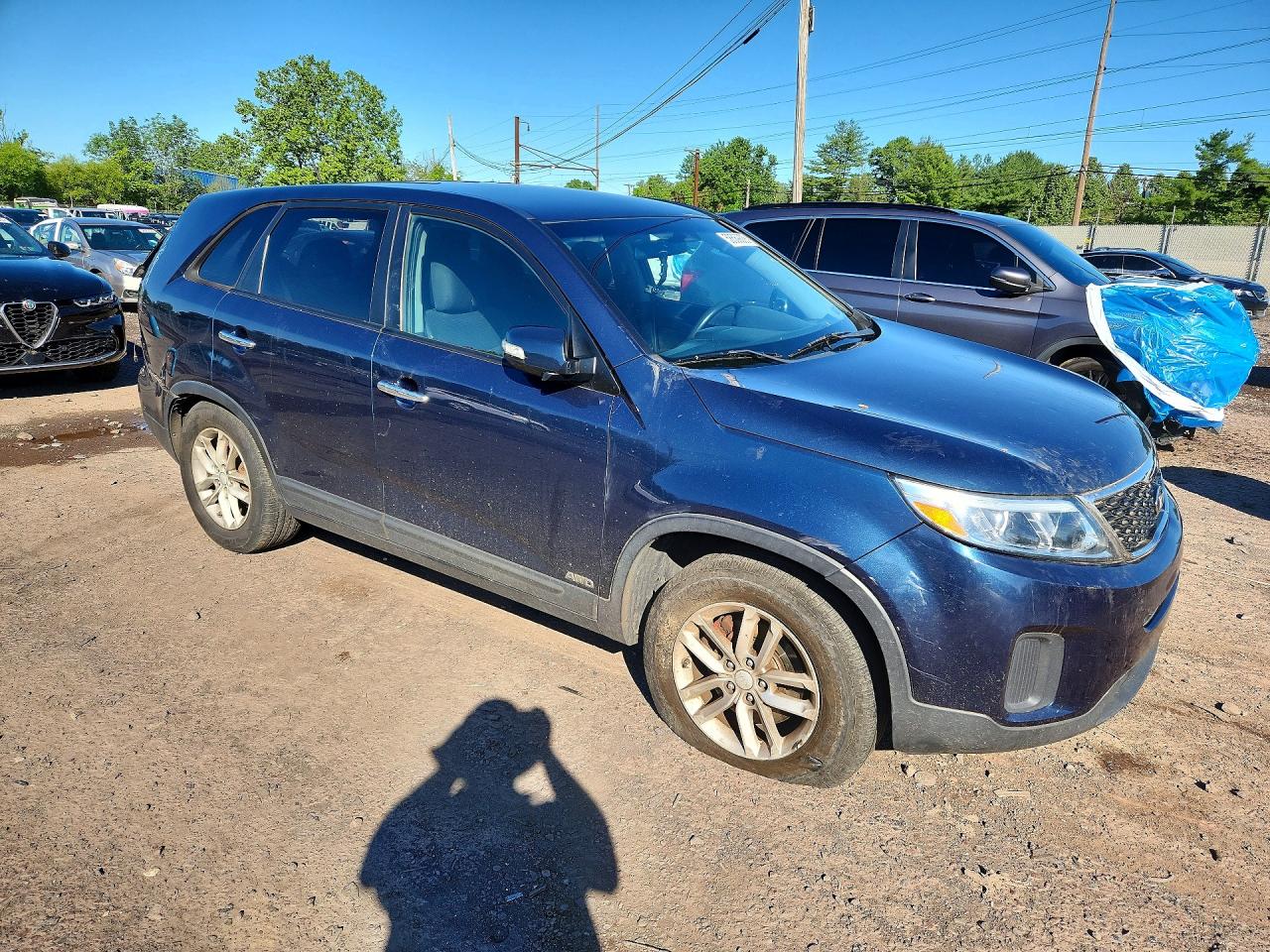 2014 Kia Sorento Lx Blue vin: 5XYKTCA68EG541688