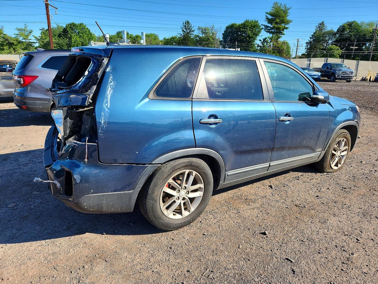 2014 Kia Sorento Lx Blue vin: 5XYKTCA68EG541688