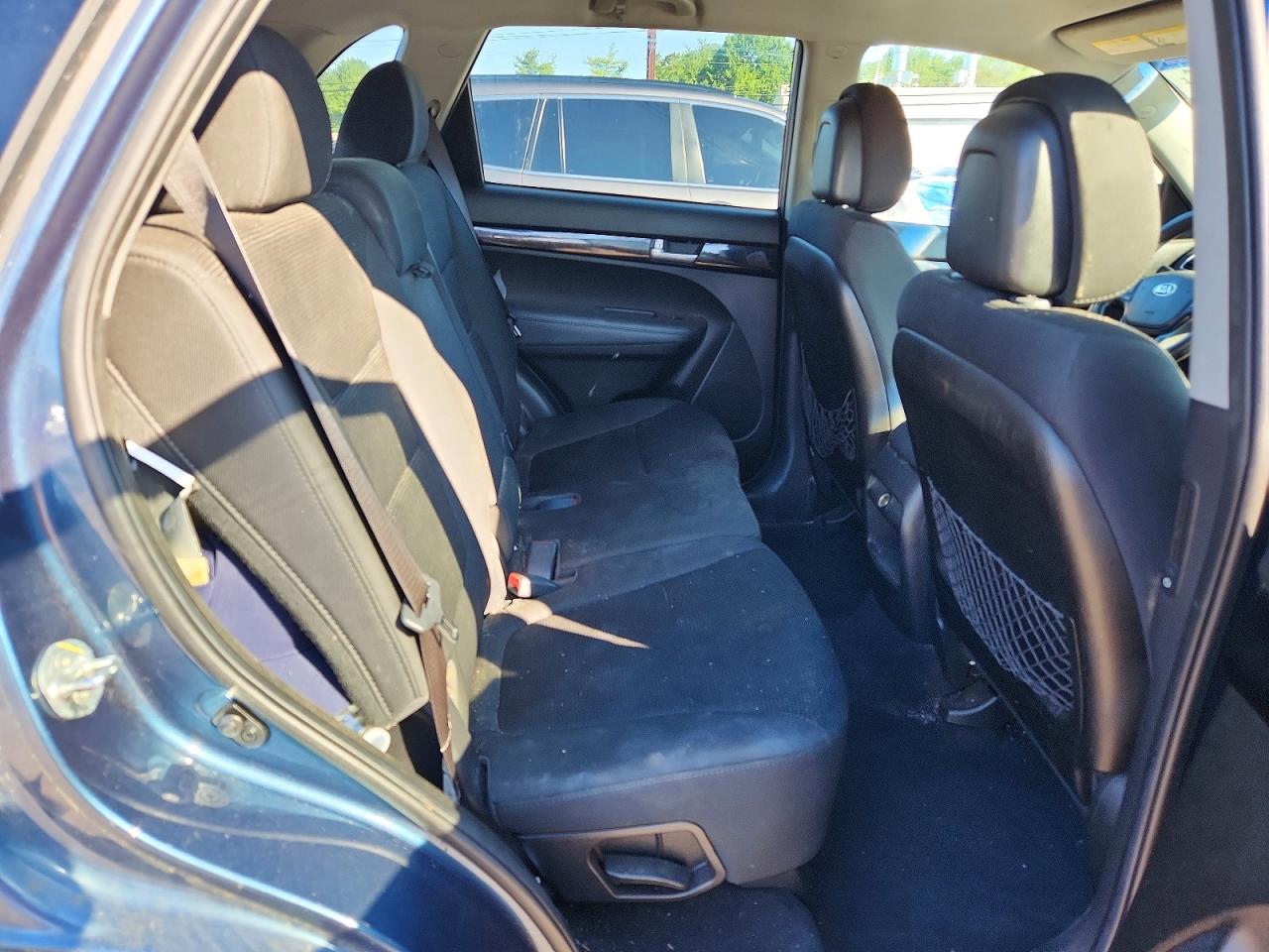 2014 Kia Sorento Lx Blue vin: 5XYKTCA68EG541688