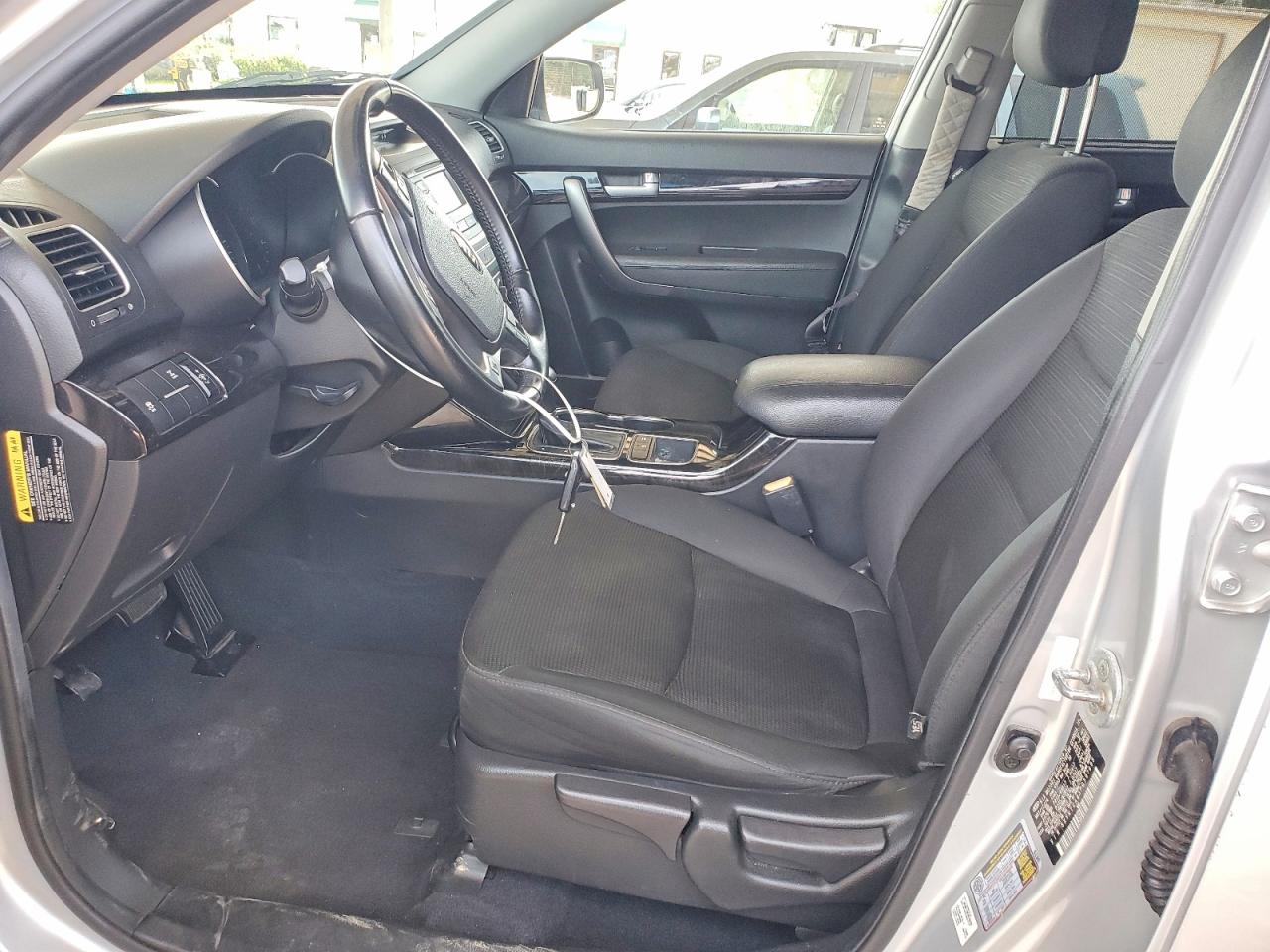2015 Kia Sorento Lx Silver vin: 5XYKTCA68FG597695