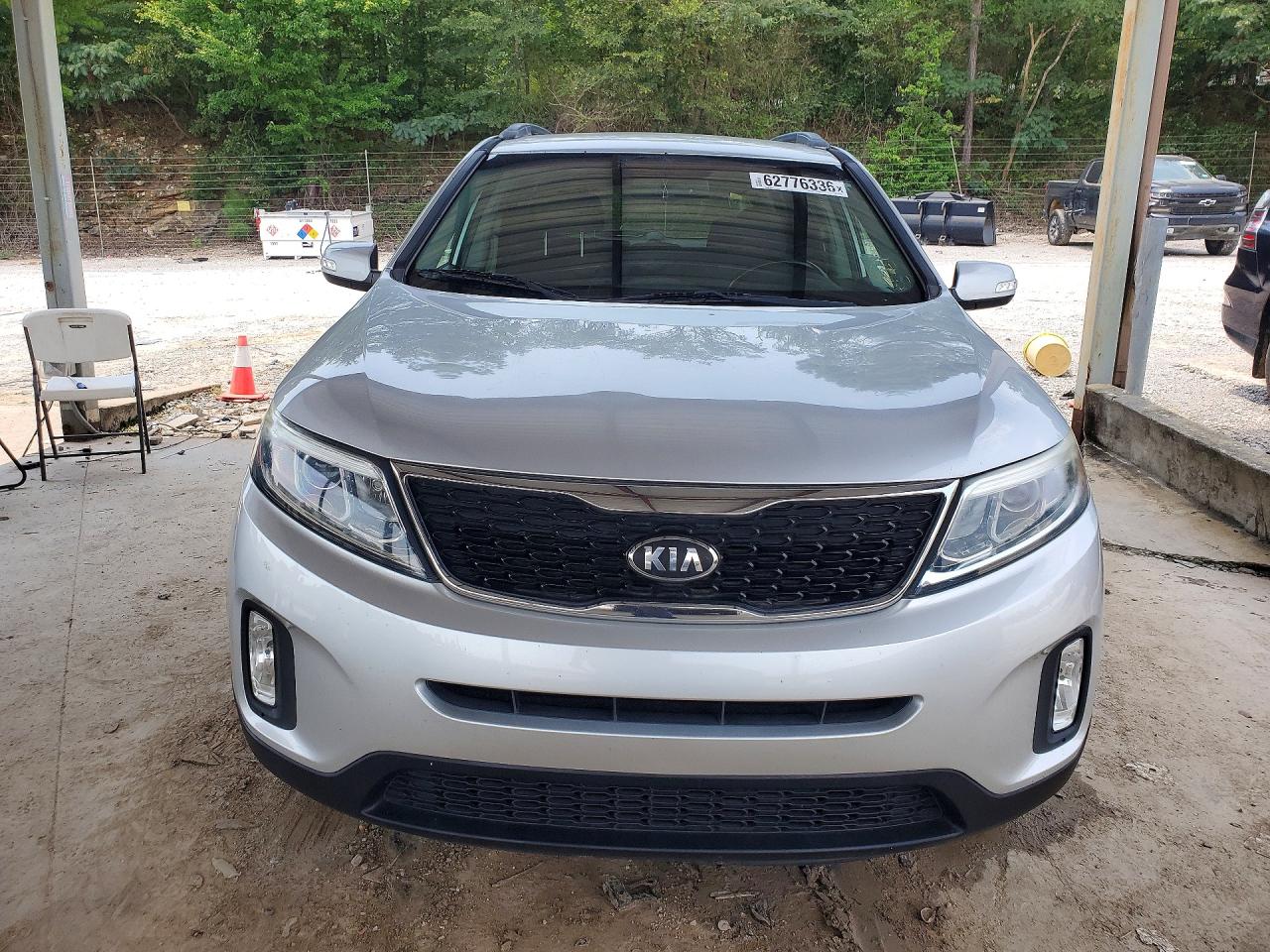 2015 Kia Sorento Lx Silver vin: 5XYKTCA68FG597695