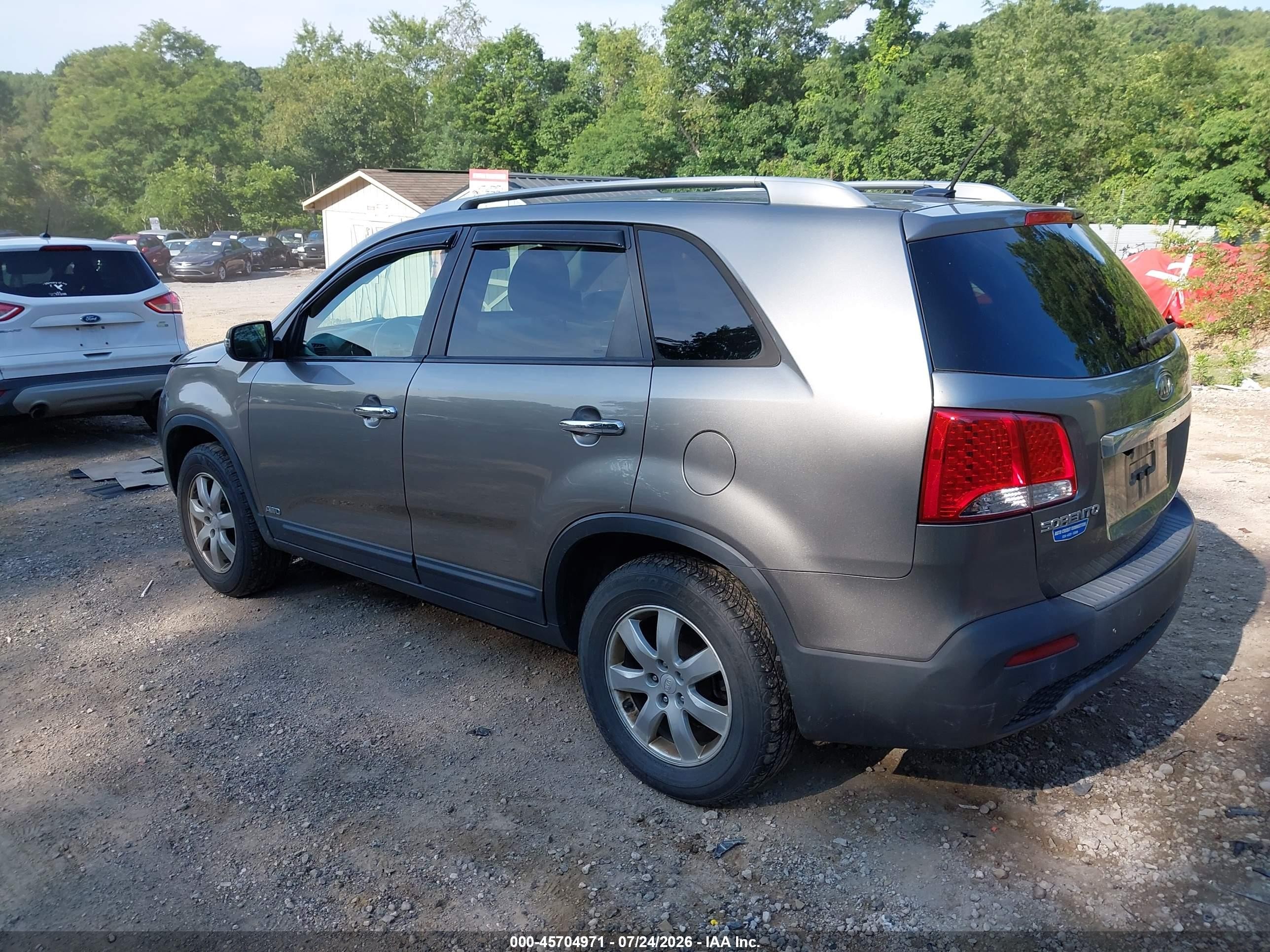 2012 Kia Sorento Lx Gray vin: 5XYKTCA69CG197902