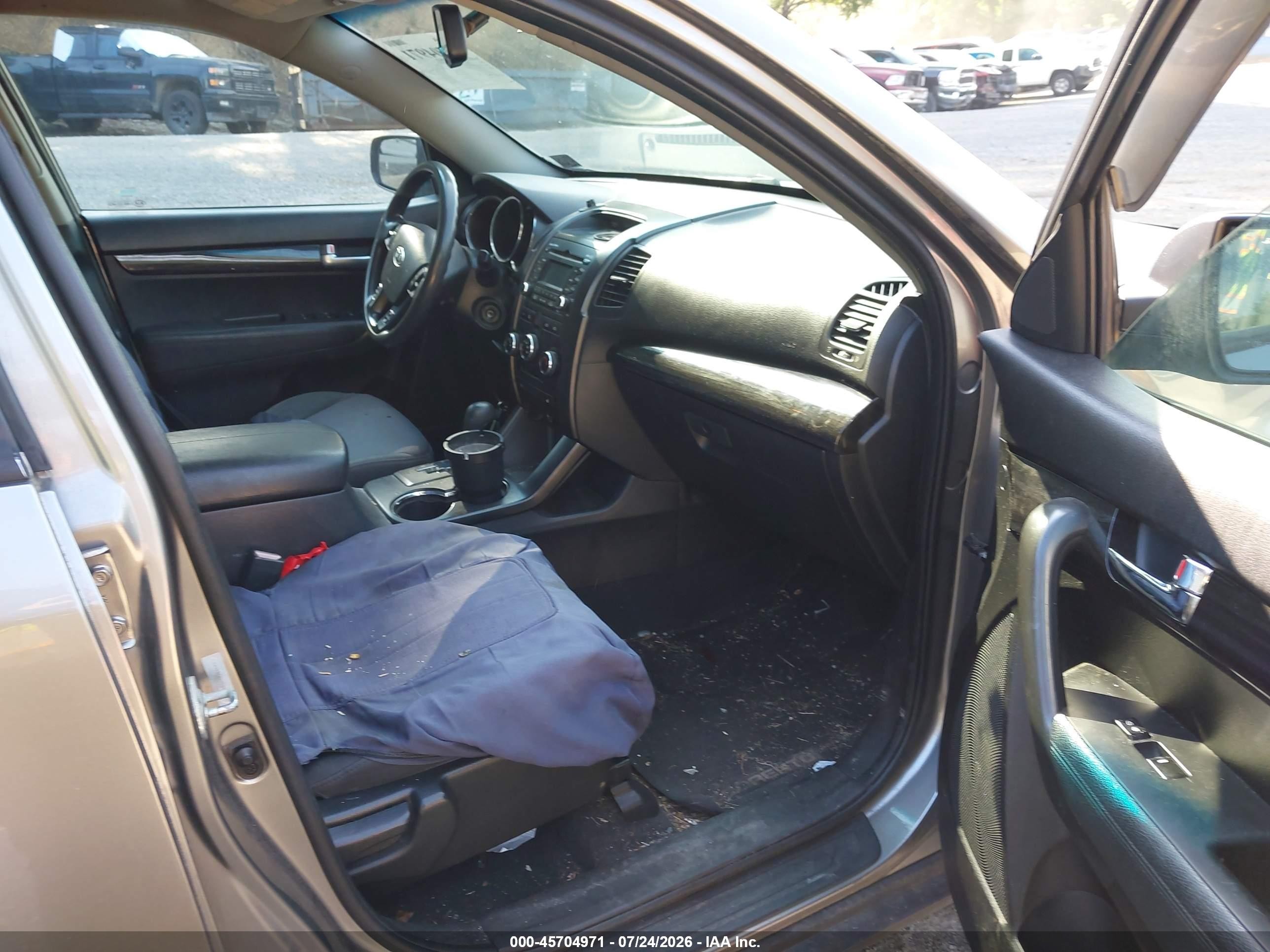 2012 Kia Sorento Lx Gray vin: 5XYKTCA69CG197902