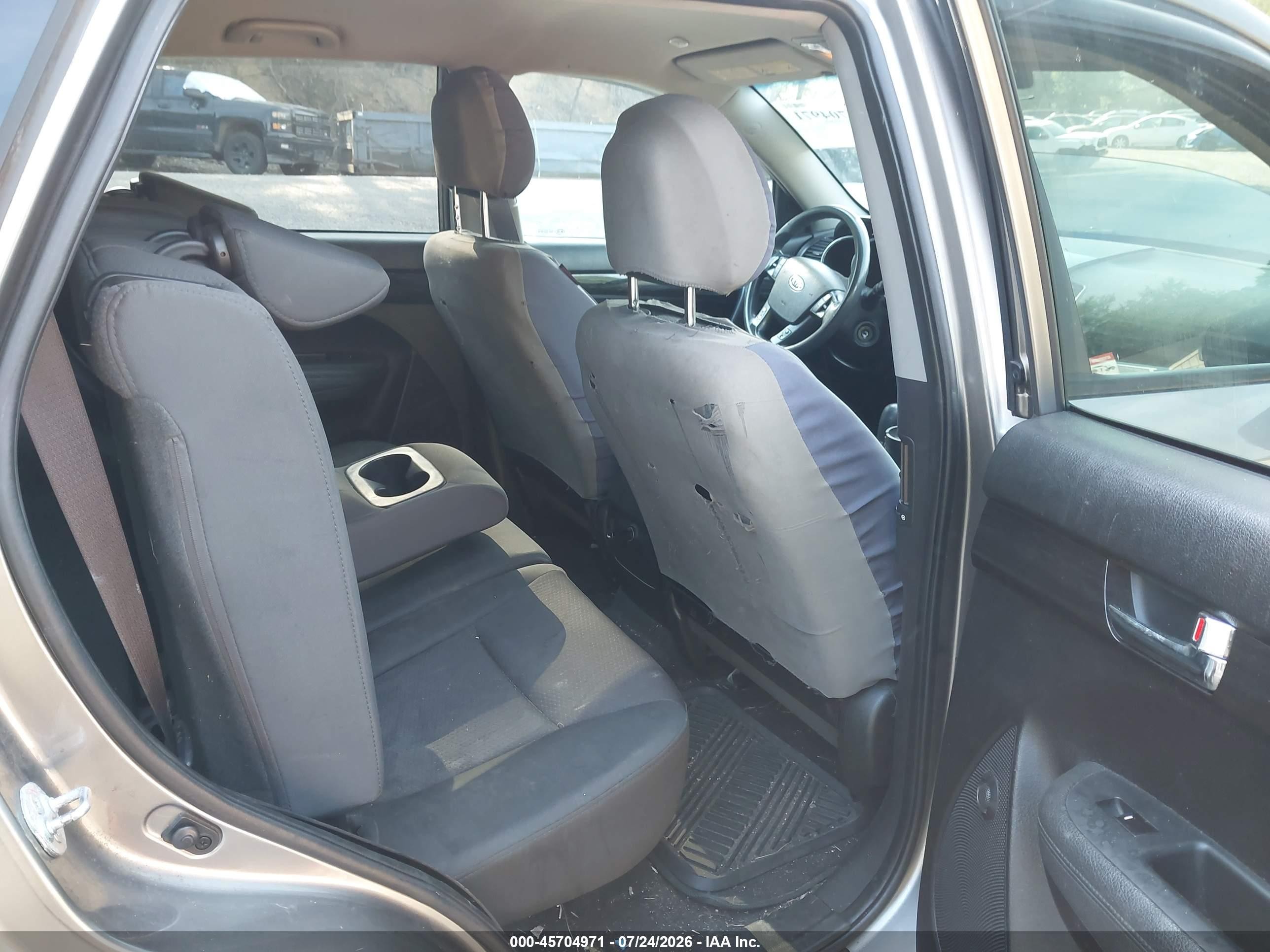 2012 Kia Sorento Lx Gray vin: 5XYKTCA69CG197902