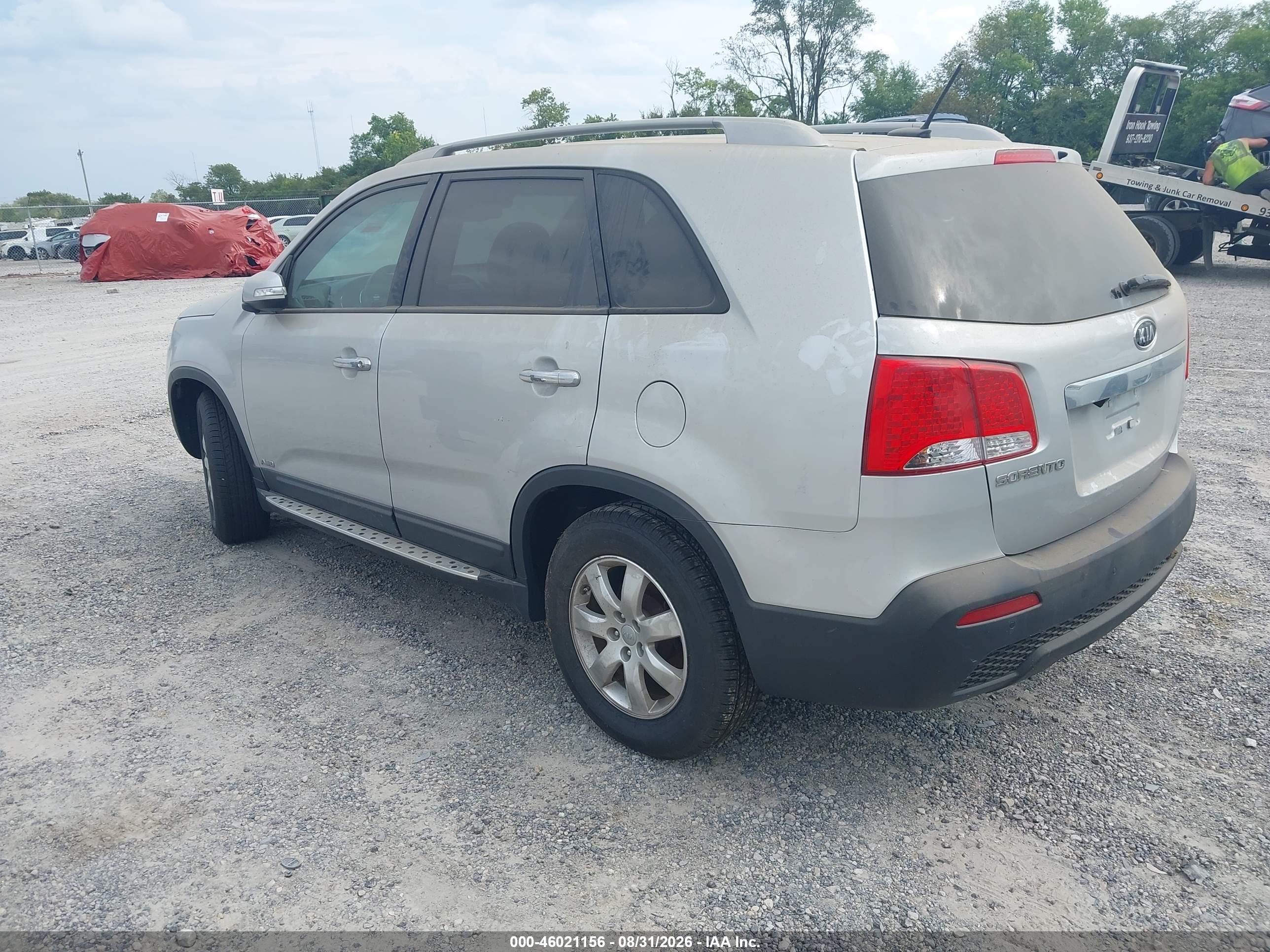 2012 Kia Sorento Lx Silver vin: 5XYKTCA69CG270279