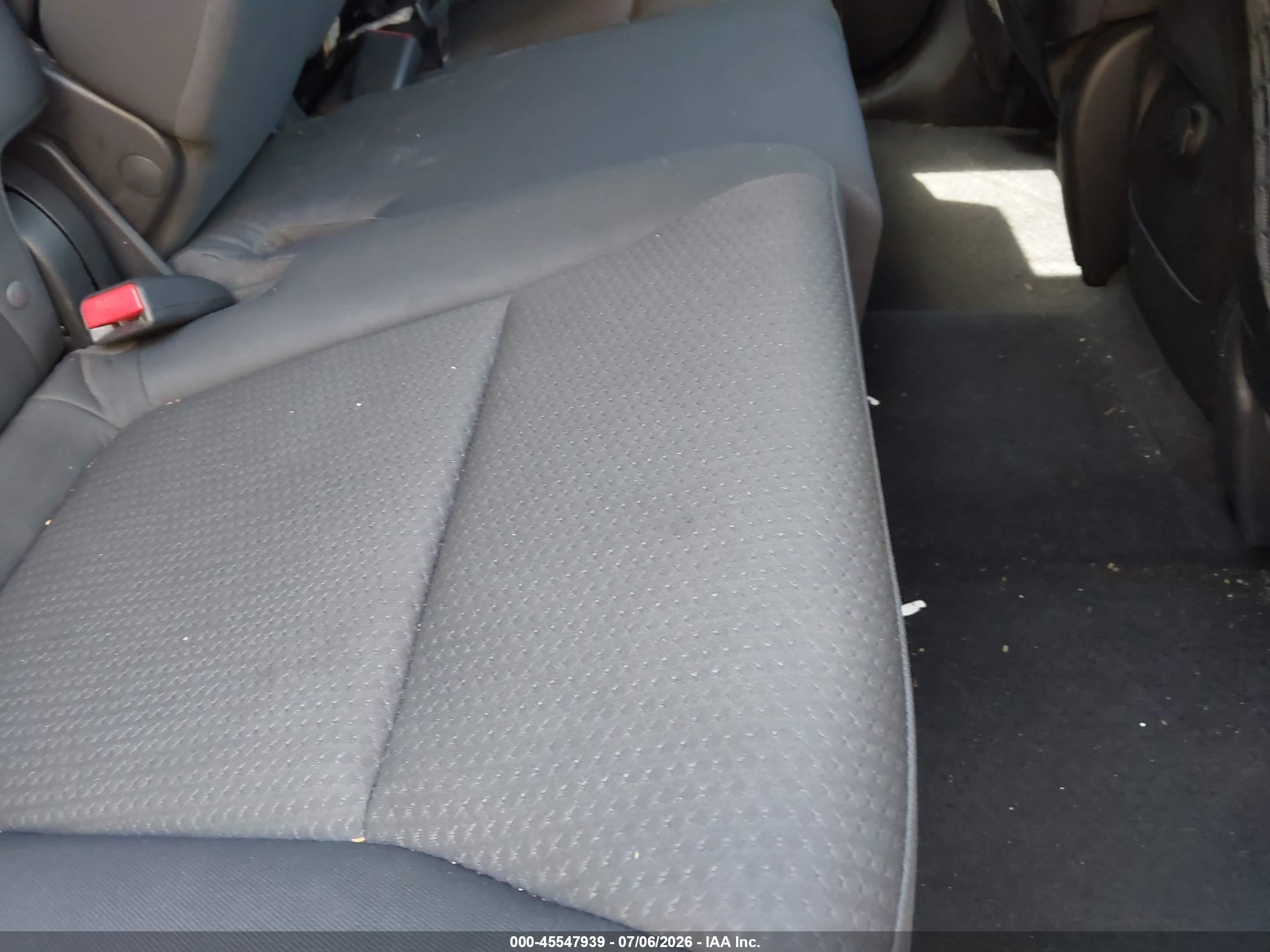 2013 Kia Sorento Lx White vin: 5XYKTCA69DG322513
