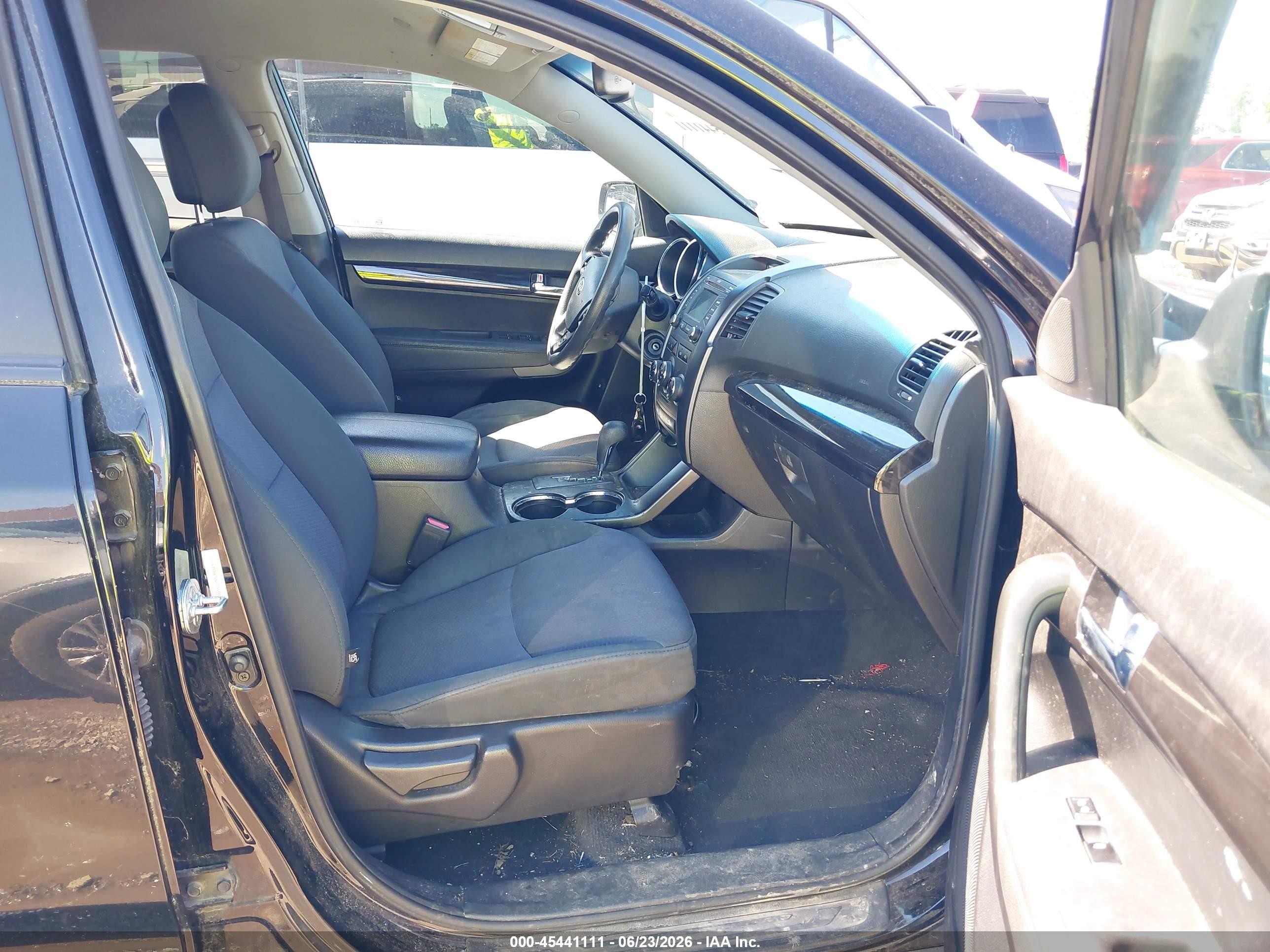 2013 Kia Sorento Lx Black vin: 5XYKTCA69DG325508