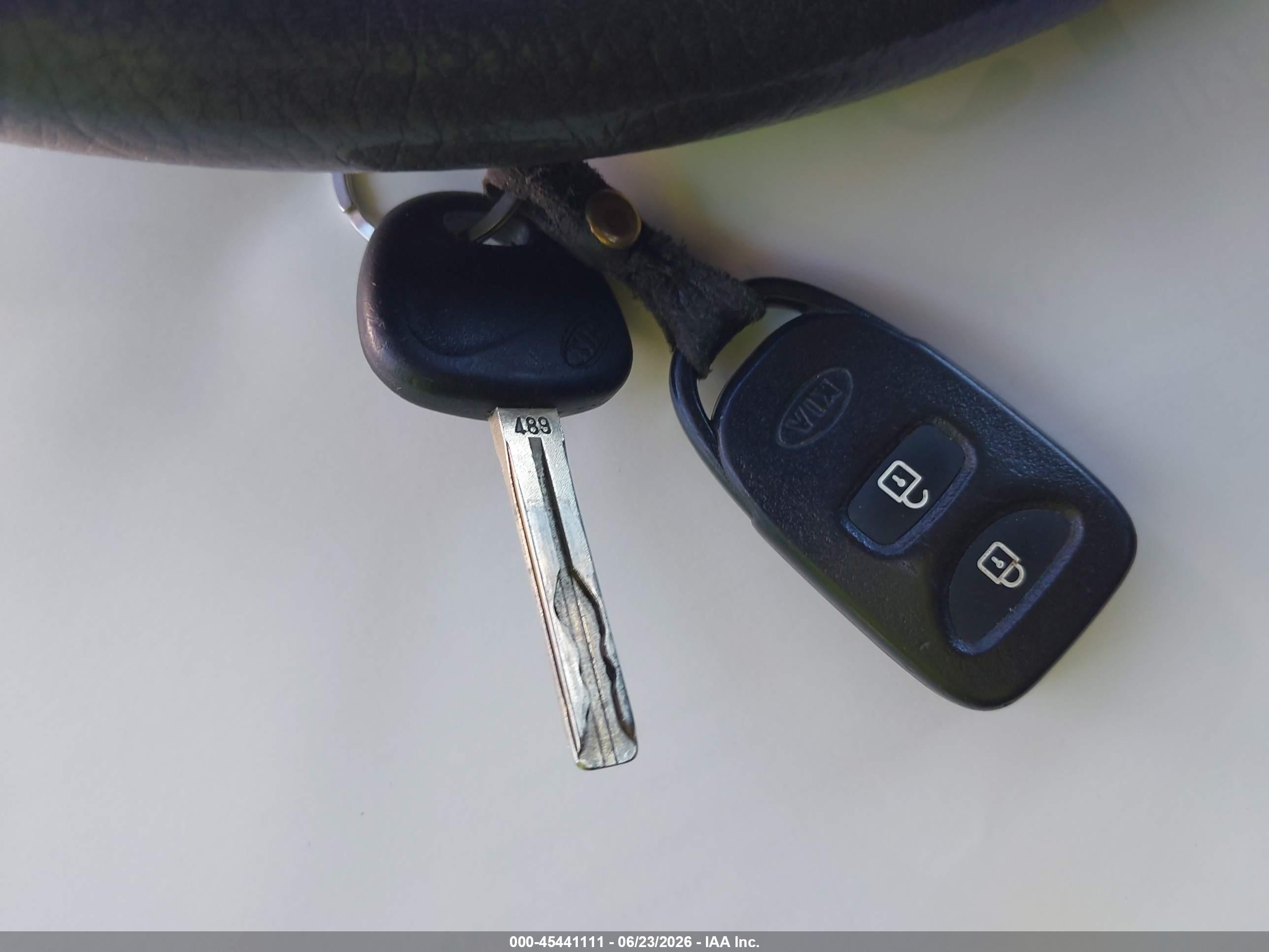 2013 Kia Sorento Lx Black vin: 5XYKTCA69DG325508