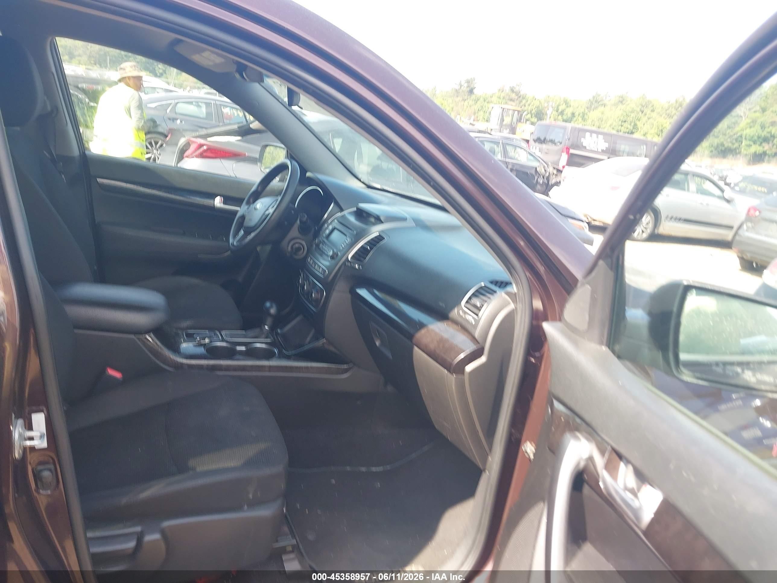 2014 Kia Sorento Lx Бордовый vin: 5XYKTCA69EG429434