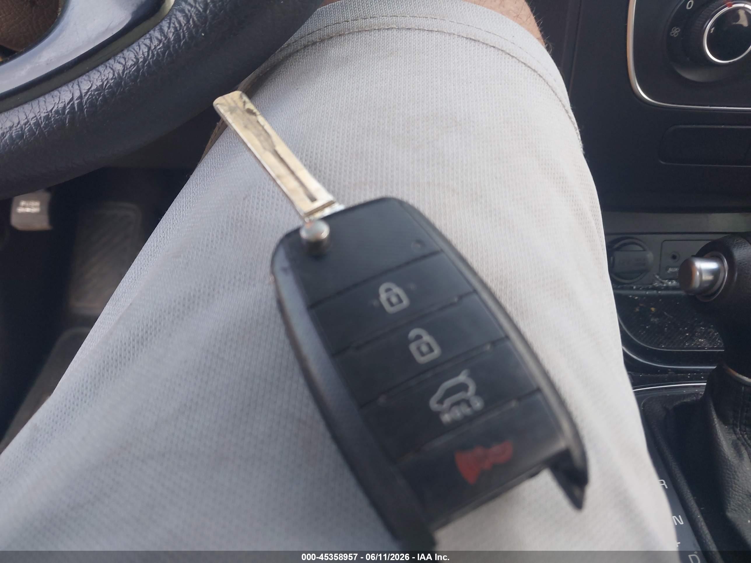2014 Kia Sorento Lx Бордовый vin: 5XYKTCA69EG429434