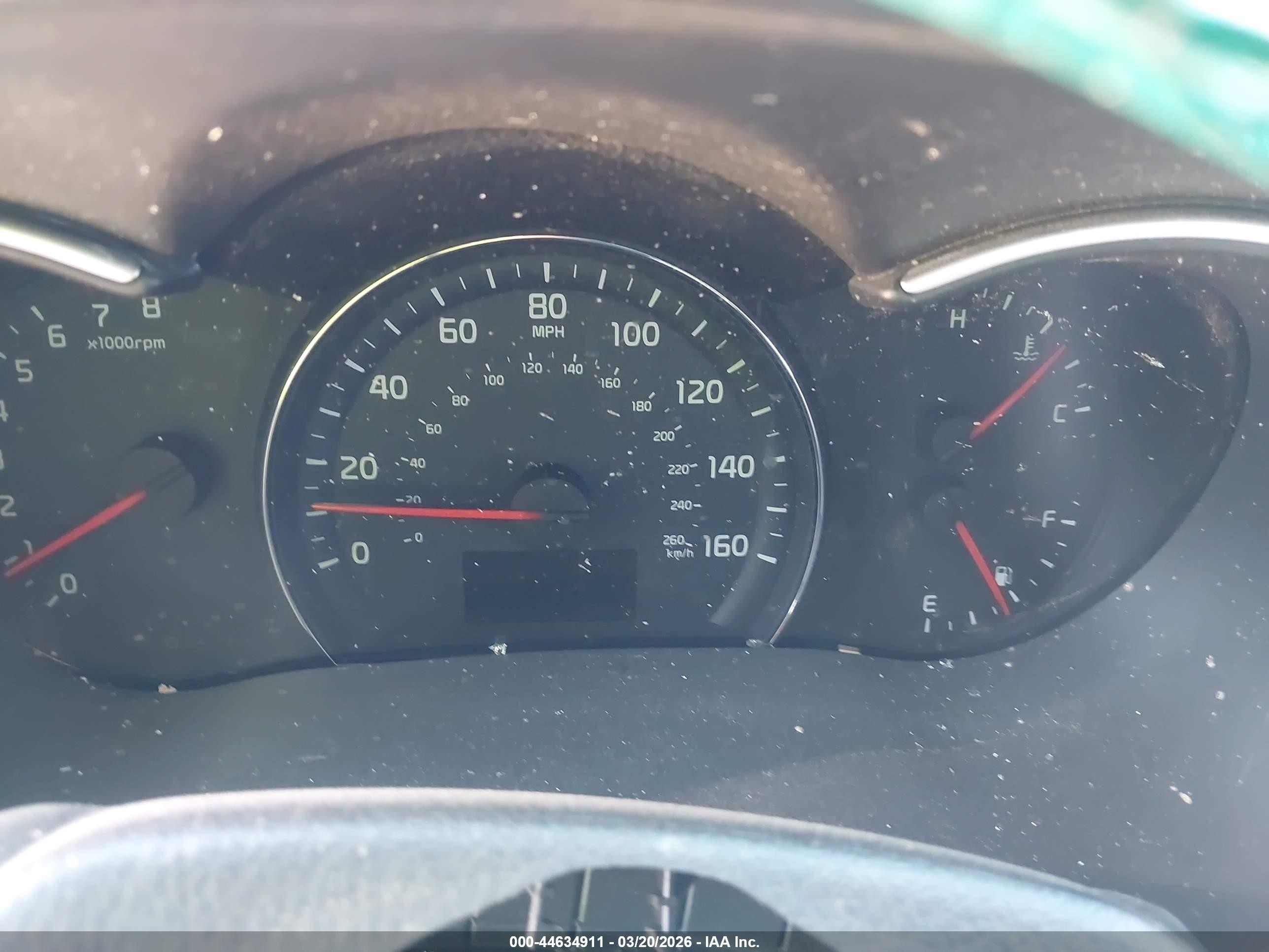 2014 Kia Sorento Lx Silver vin: 5XYKTCA69EG446685