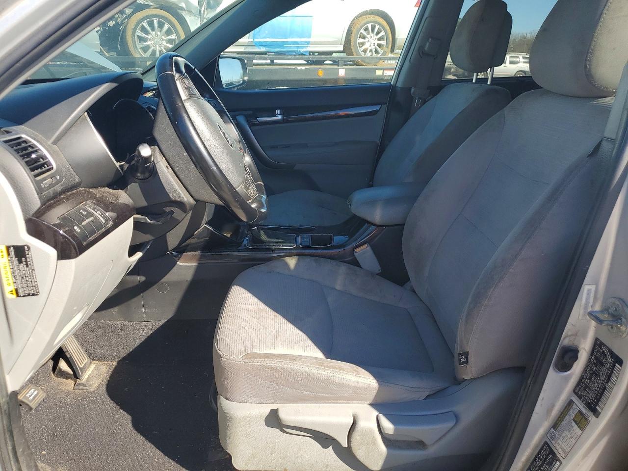 2015 Kia Sorento Lx Silver vin: 5XYKTCA69FG554970