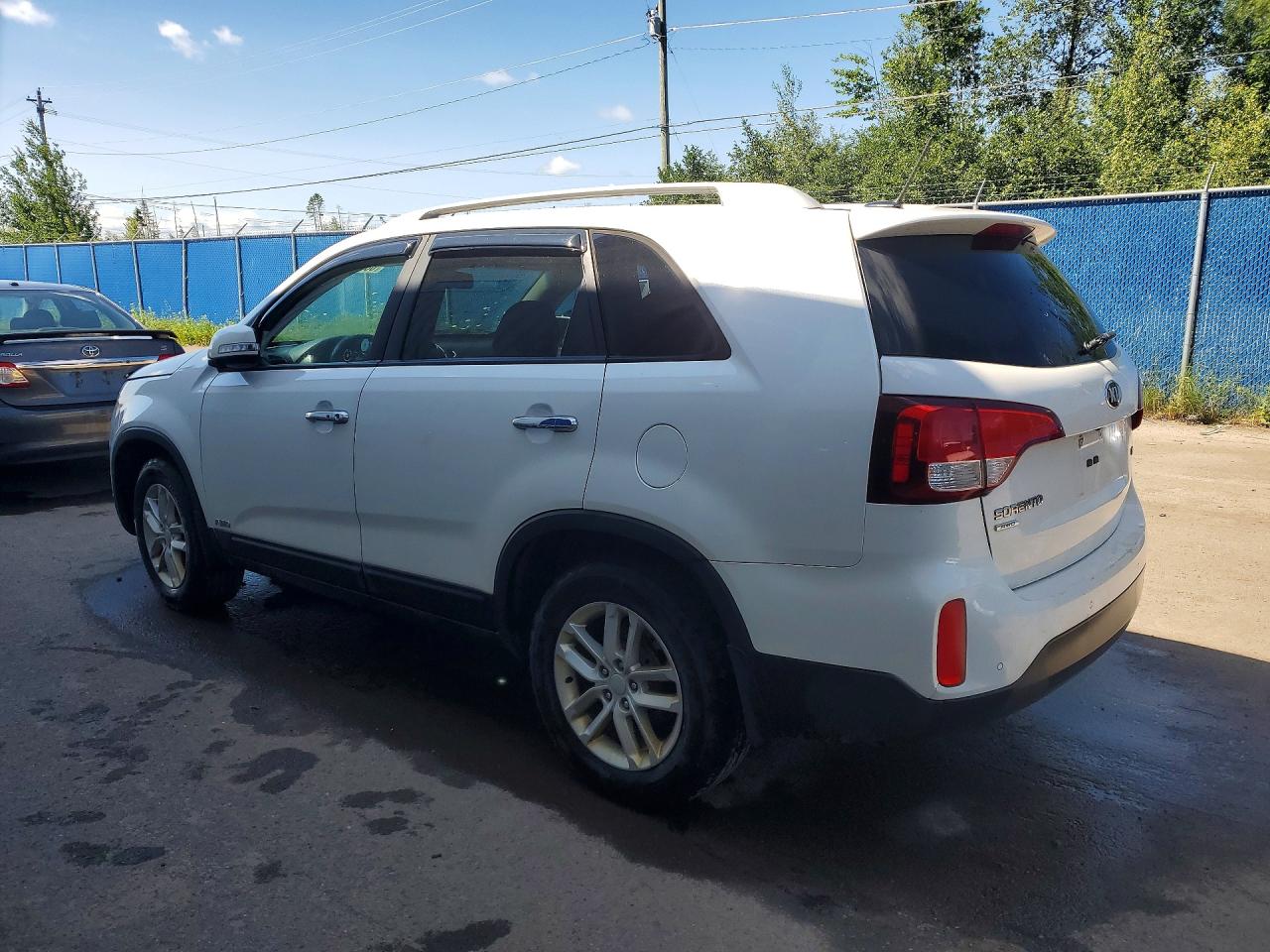 2015 Kia Sorento Lx White vin: 5XYKTCA69FG627318