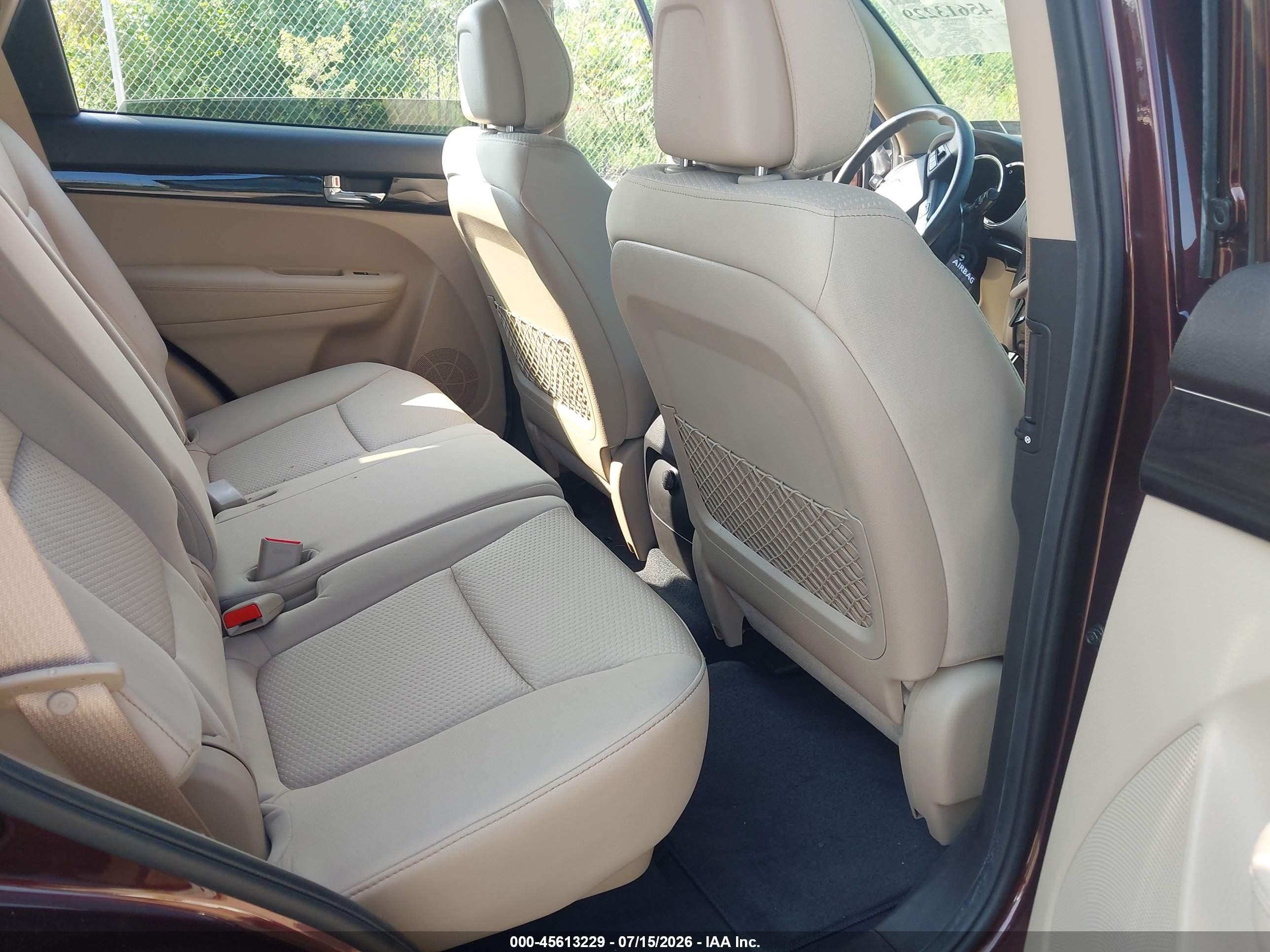 2012 Kia Sorento Lx Maroon vin: 5XYKTCA6XCG198752