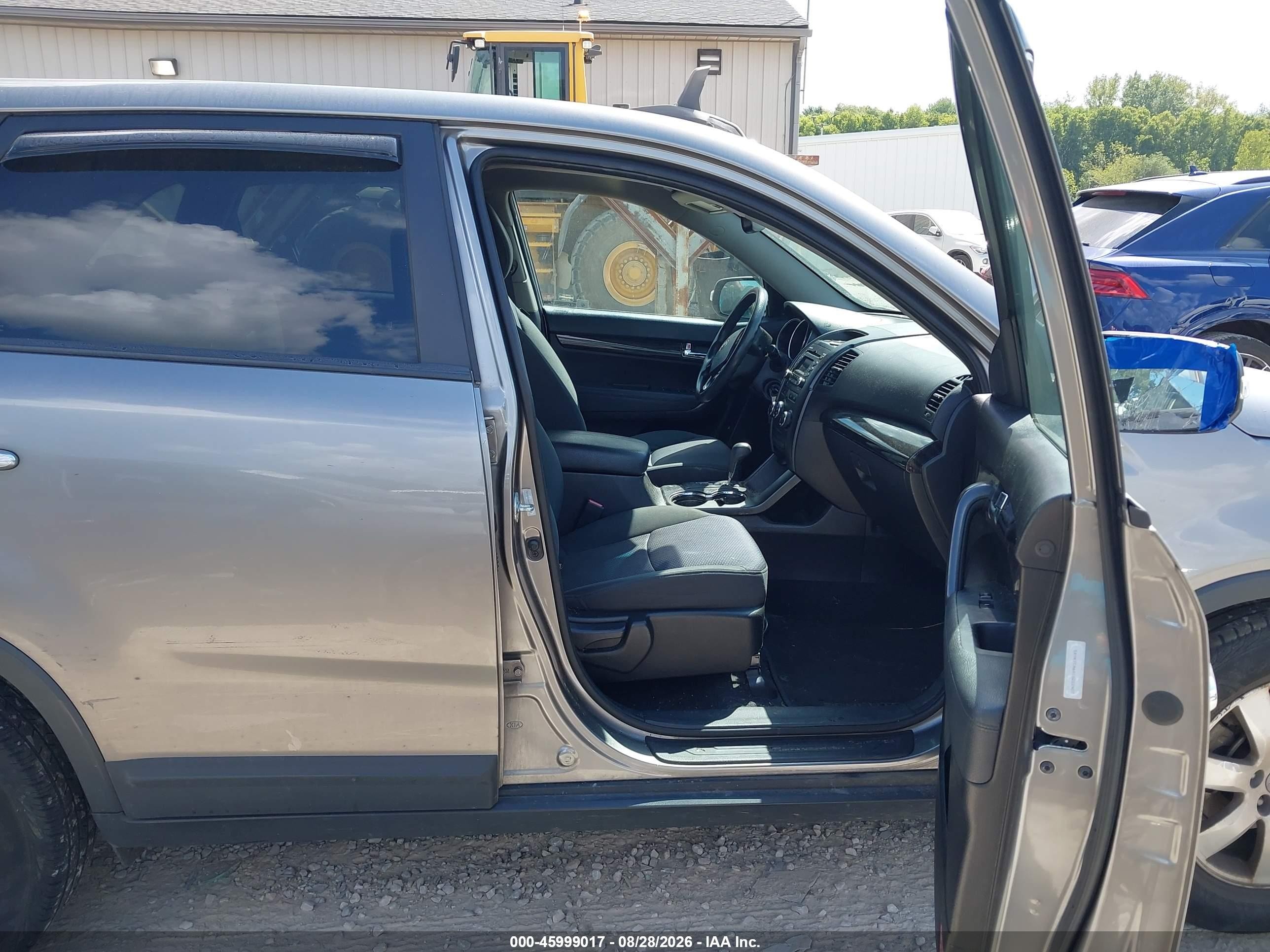2012 Kia Sorento Lx Gray vin: 5XYKTCA6XCG212407
