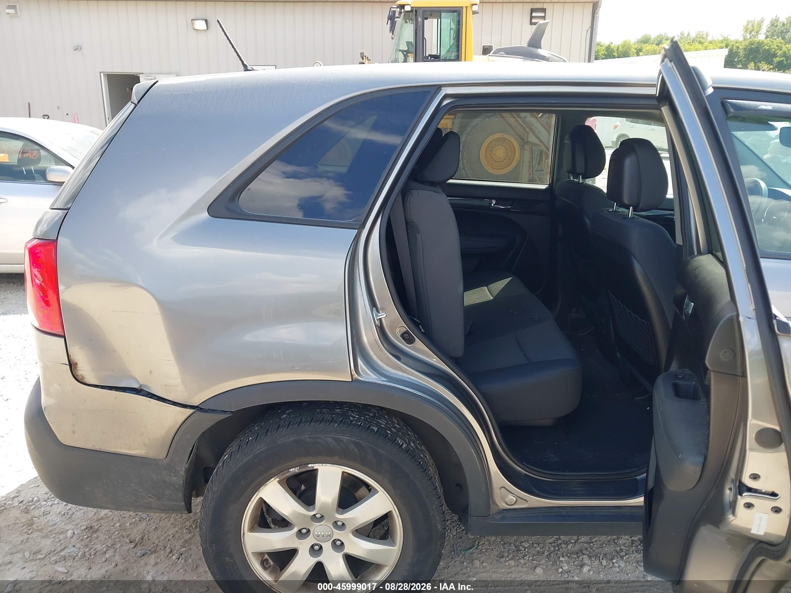 2012 Kia Sorento Lx Gray vin: 5XYKTCA6XCG212407
