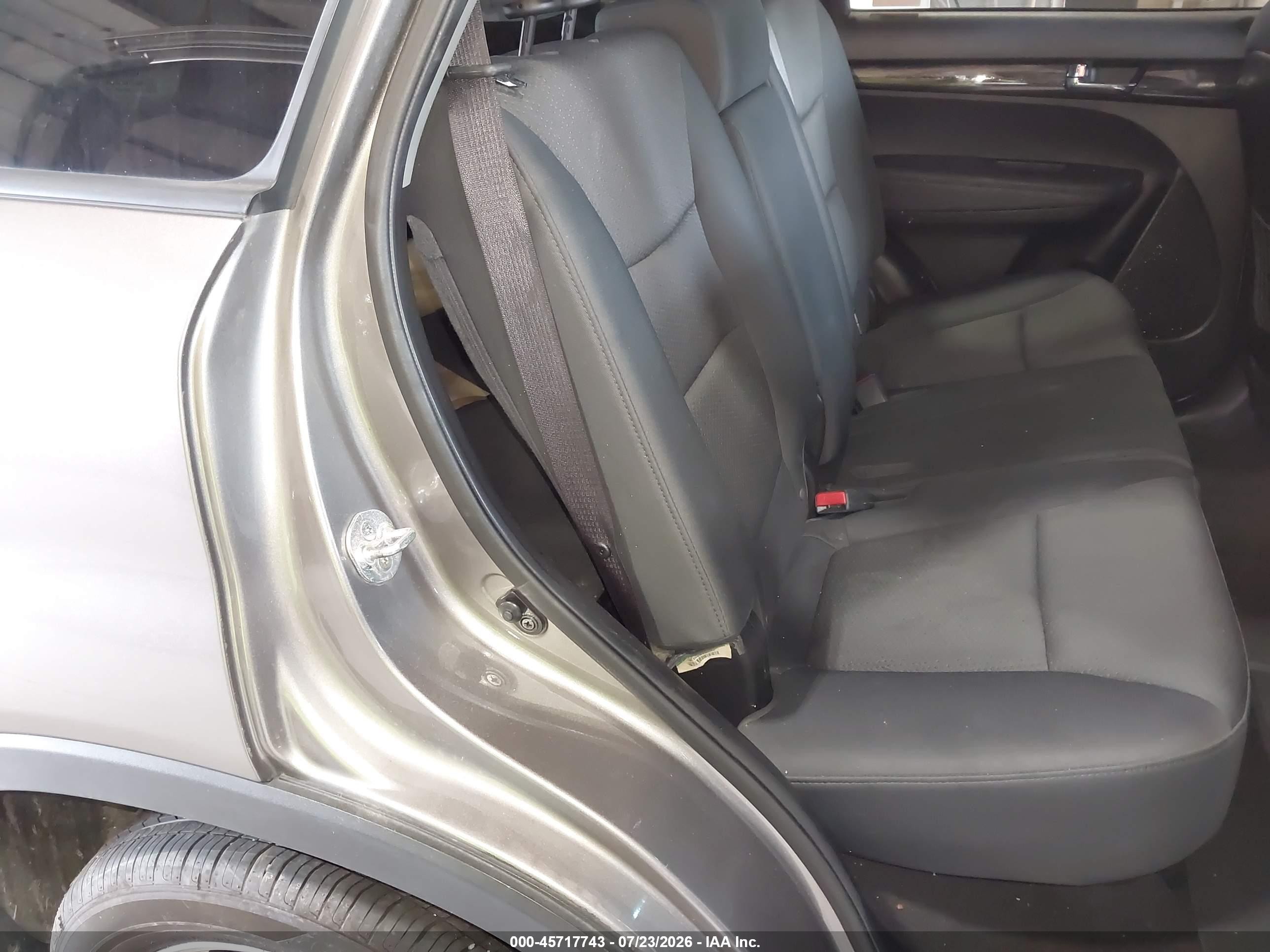 2012 Kia Sorento Lx Серый vin: 5XYKTCA6XCG227392