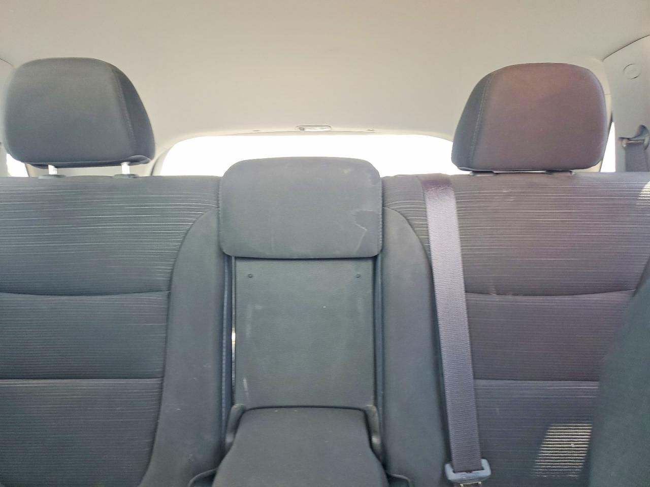2014 Kia Sorento Lx White vin: 5XYKTCA6XEG441530