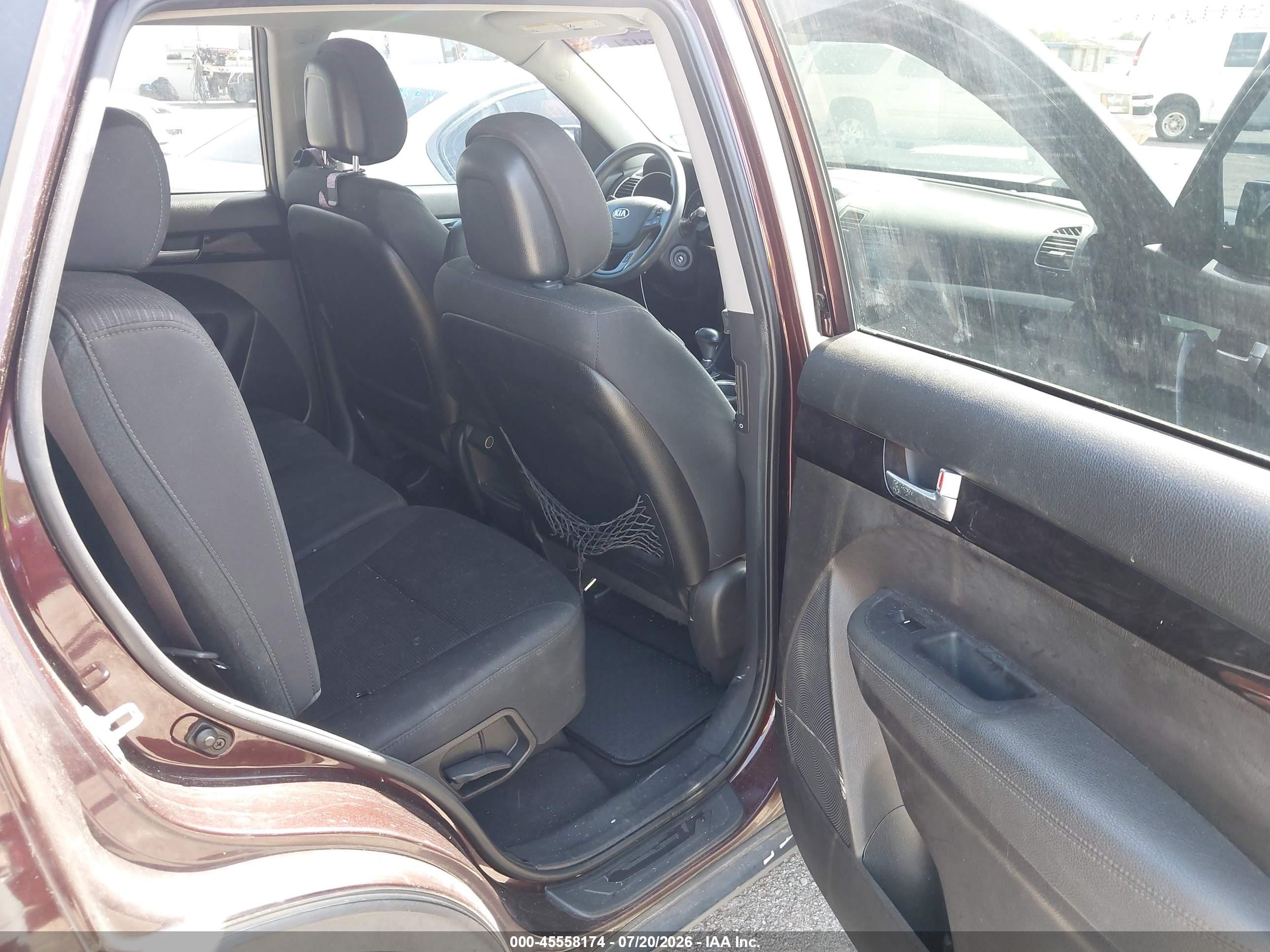 2014 Kia Sorento Lx Burgundy vin: 5XYKTCA6XEG547914