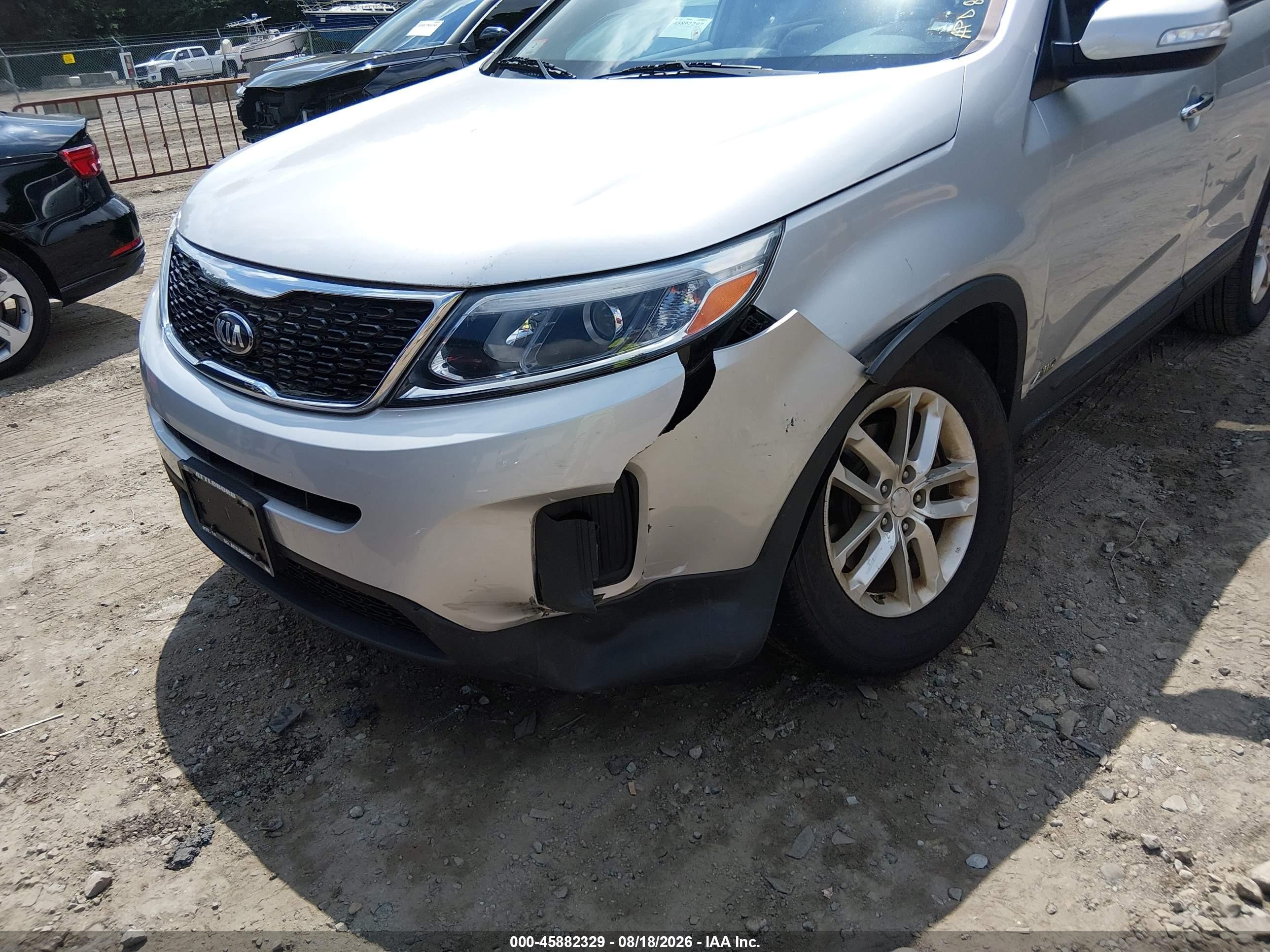 2015 Kia Sorento Lx Silver vin: 5XYKTCA6XFG564584