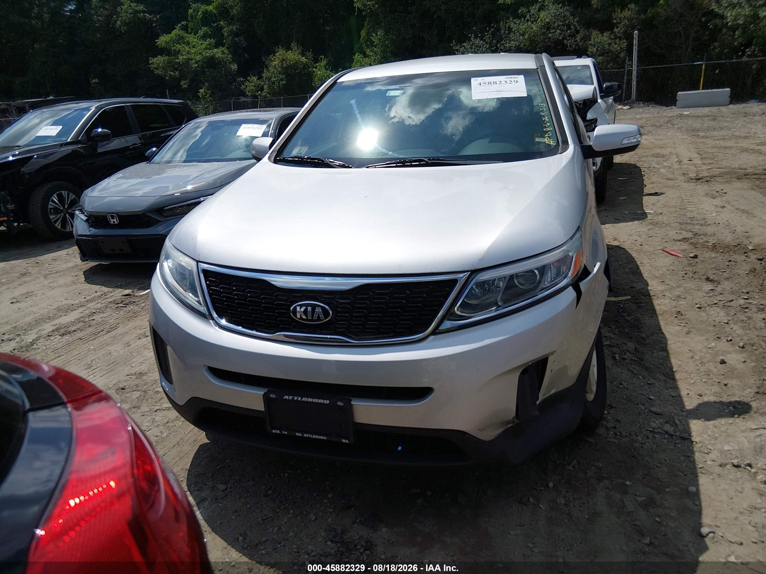 2015 Kia Sorento Lx Silver vin: 5XYKTCA6XFG564584