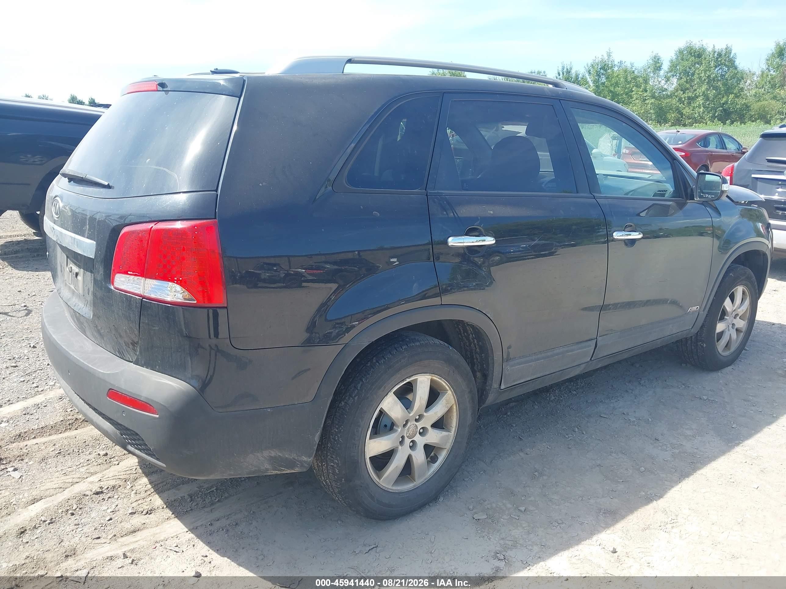 2011 Kia Sorento Lx Black vin: 5XYKTDA11BG159931