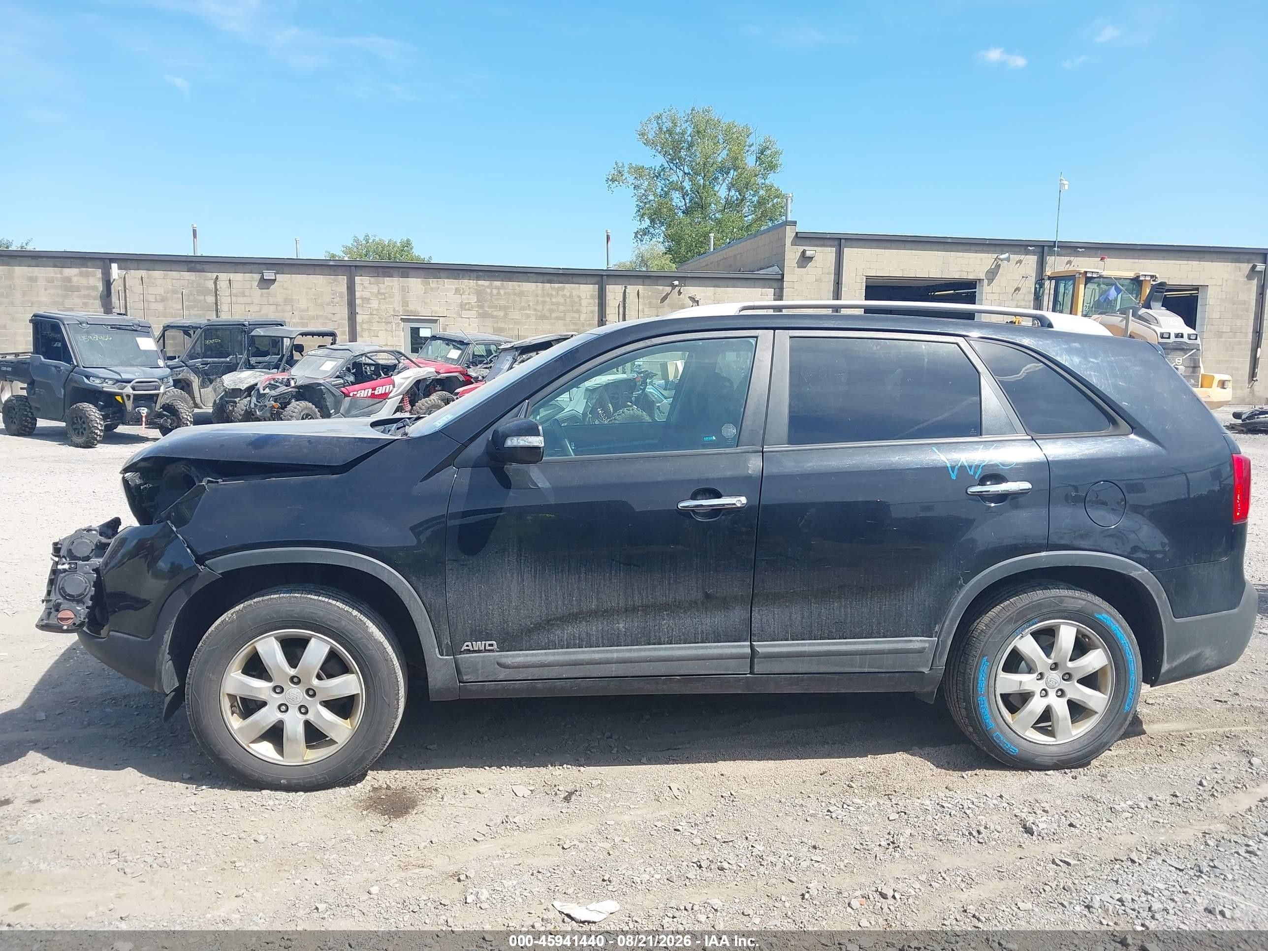 2011 Kia Sorento Lx Black vin: 5XYKTDA11BG159931